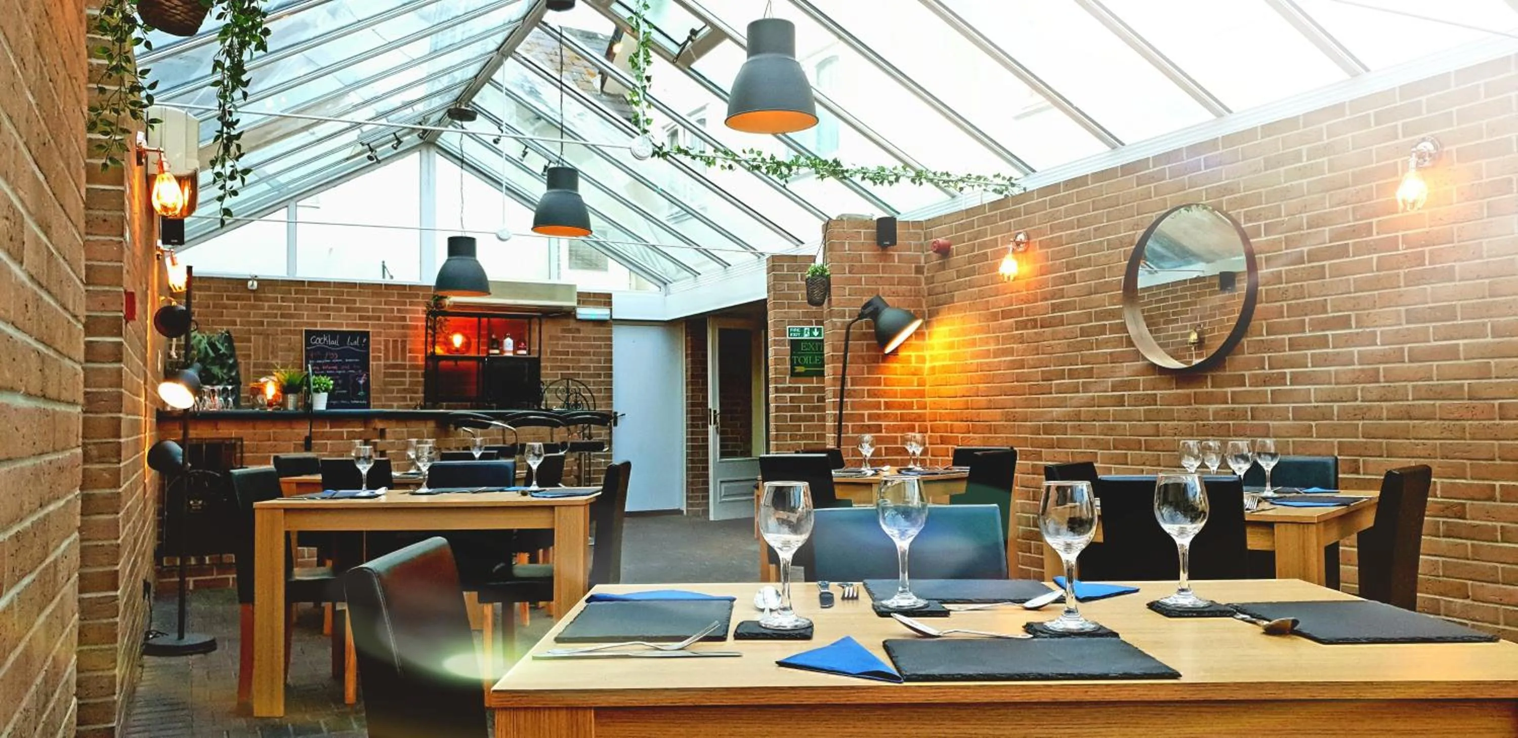 Dining area in The Eyre Court
