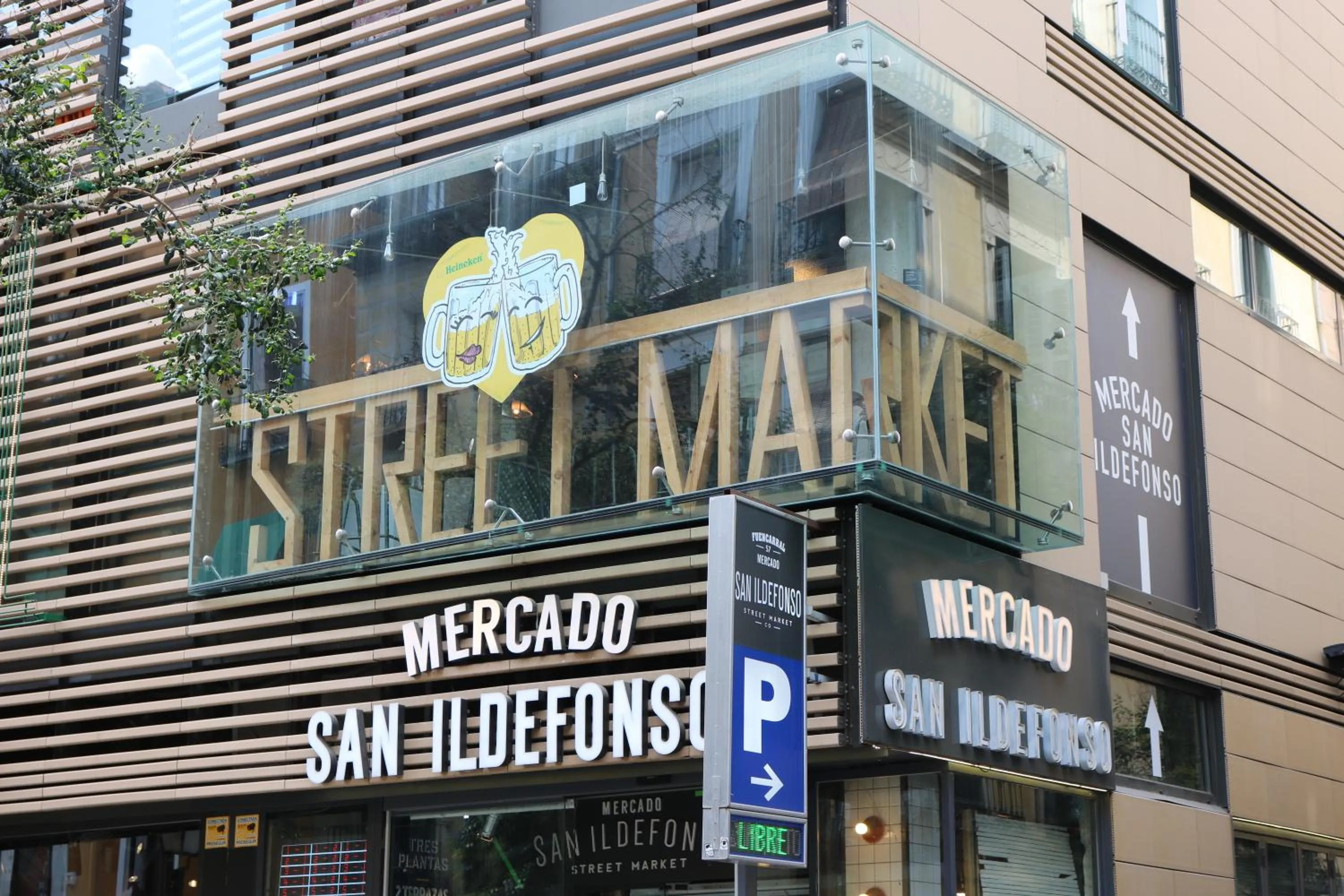 Restaurant/places to eat in Hostal Abril Madrid