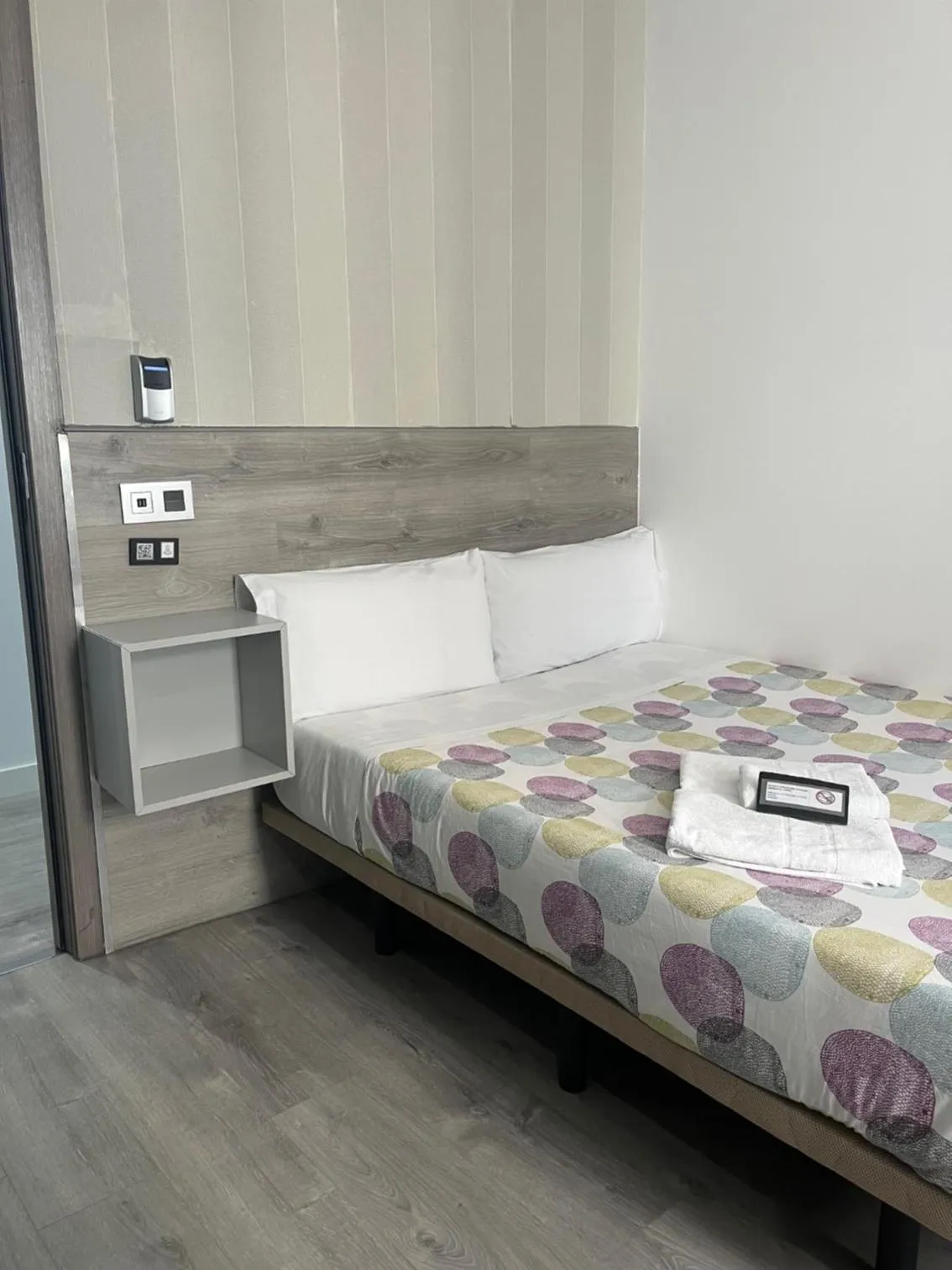 Bed in Hostal Abril Madrid