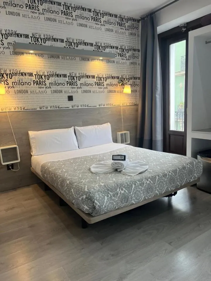 Bed in Hostal Abril Madrid