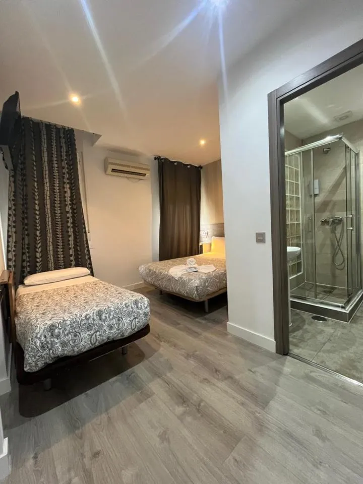 Bed in Hostal Abril Madrid