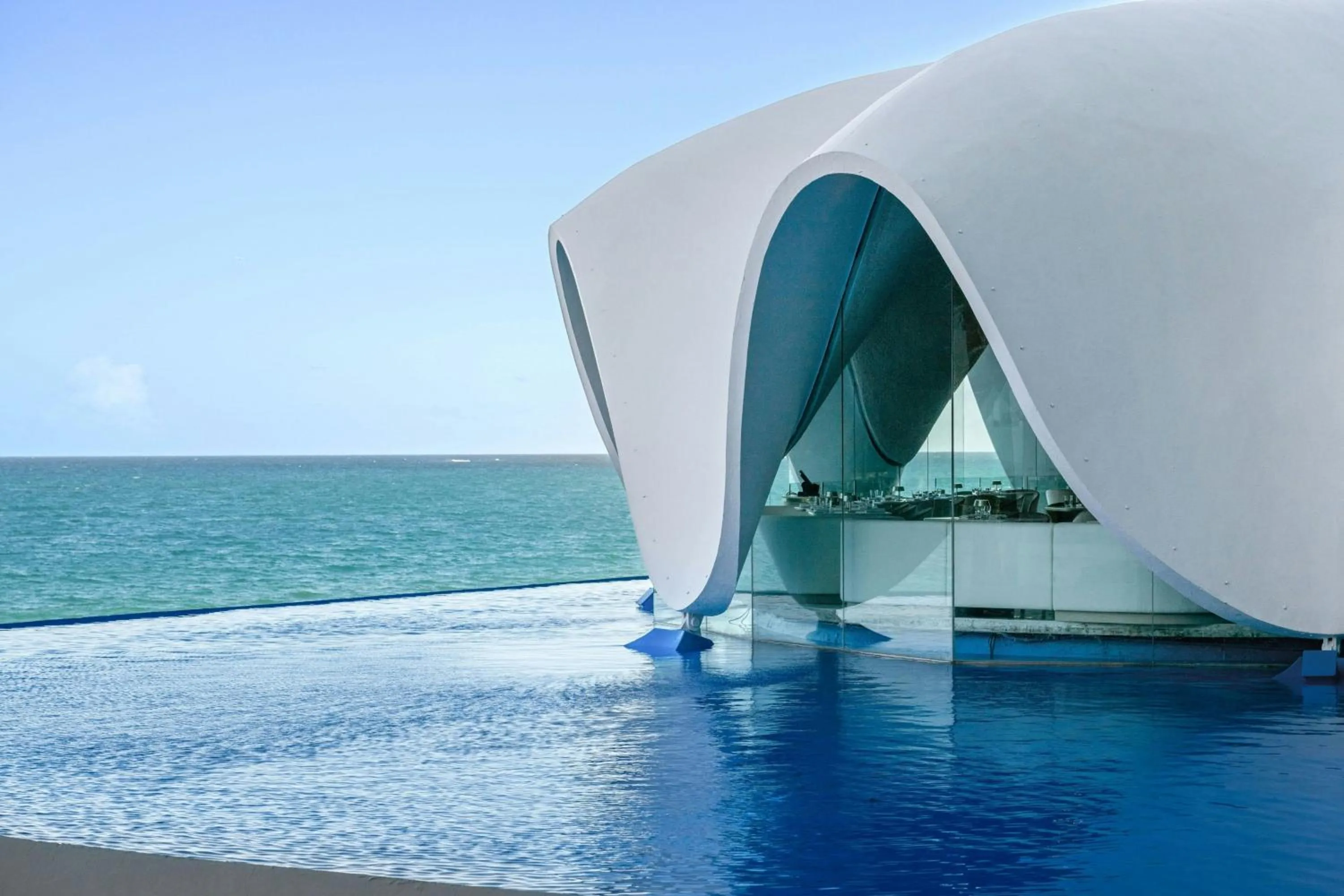 Restaurant/places to eat in La Concha Resort, Puerto Rico, Autograph Collection