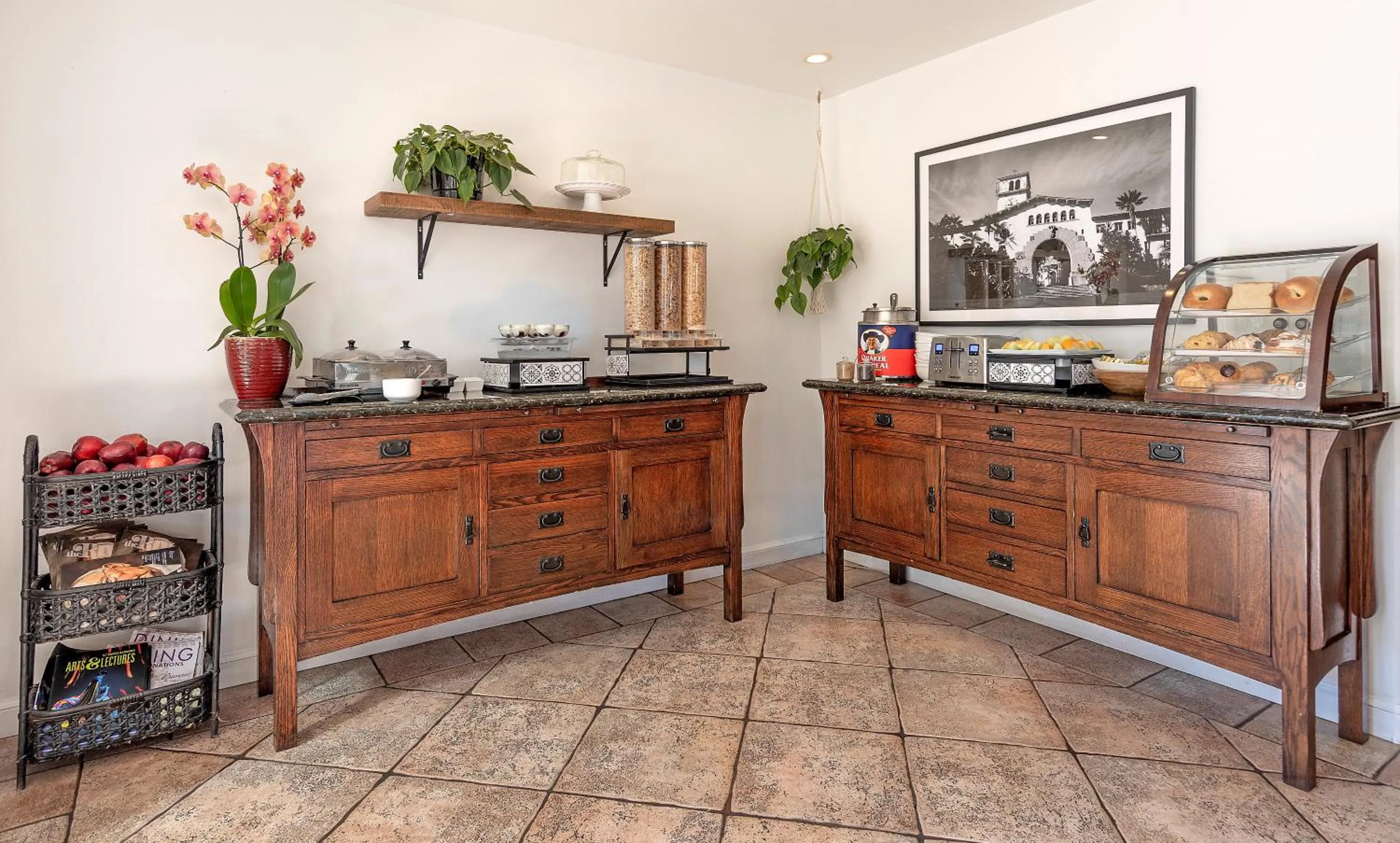 Breakfast in Brisas Del Mar Inn at the Beach