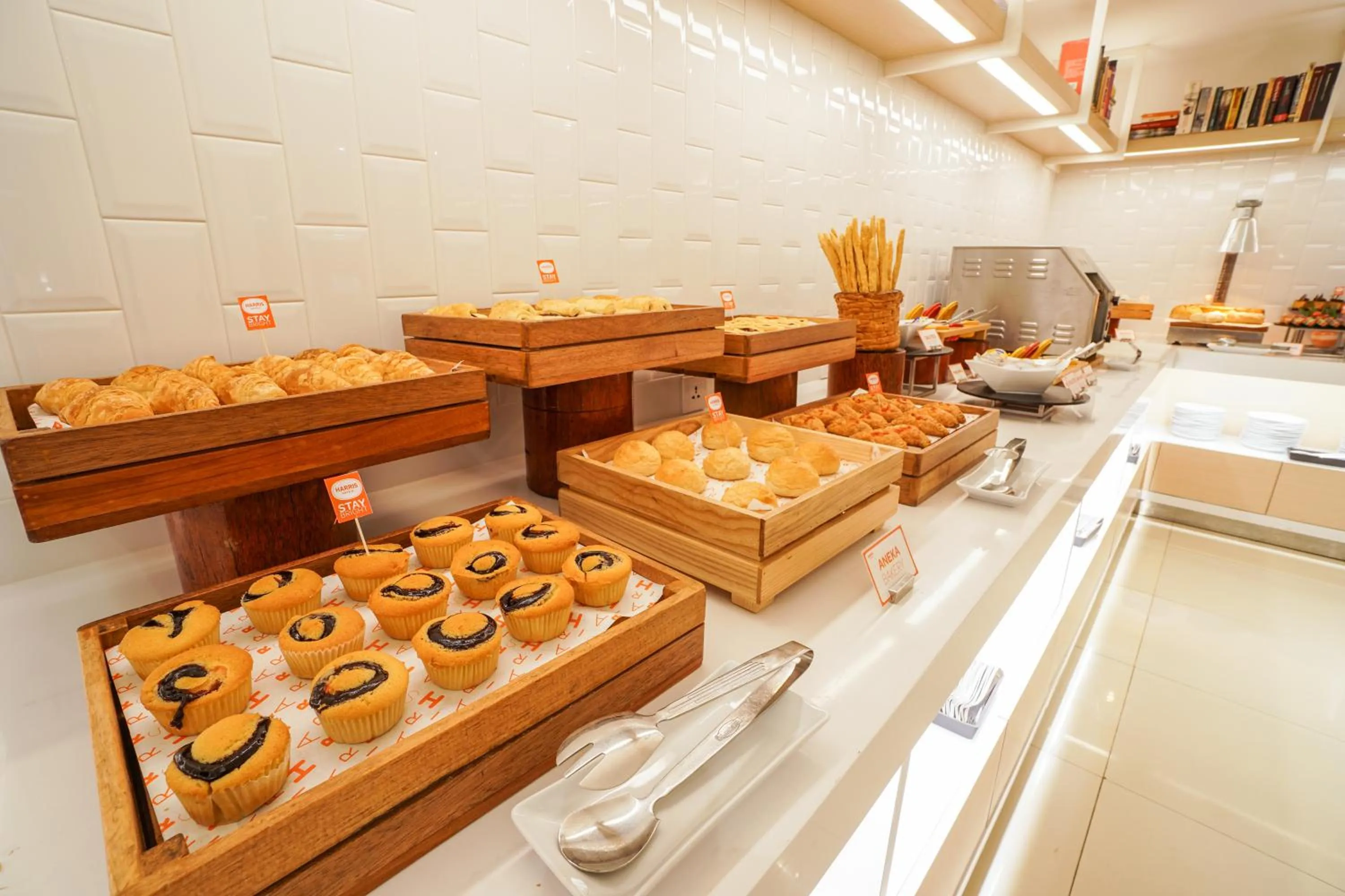 Restaurant/places to eat in HARRIS Resort Batam Waterfront