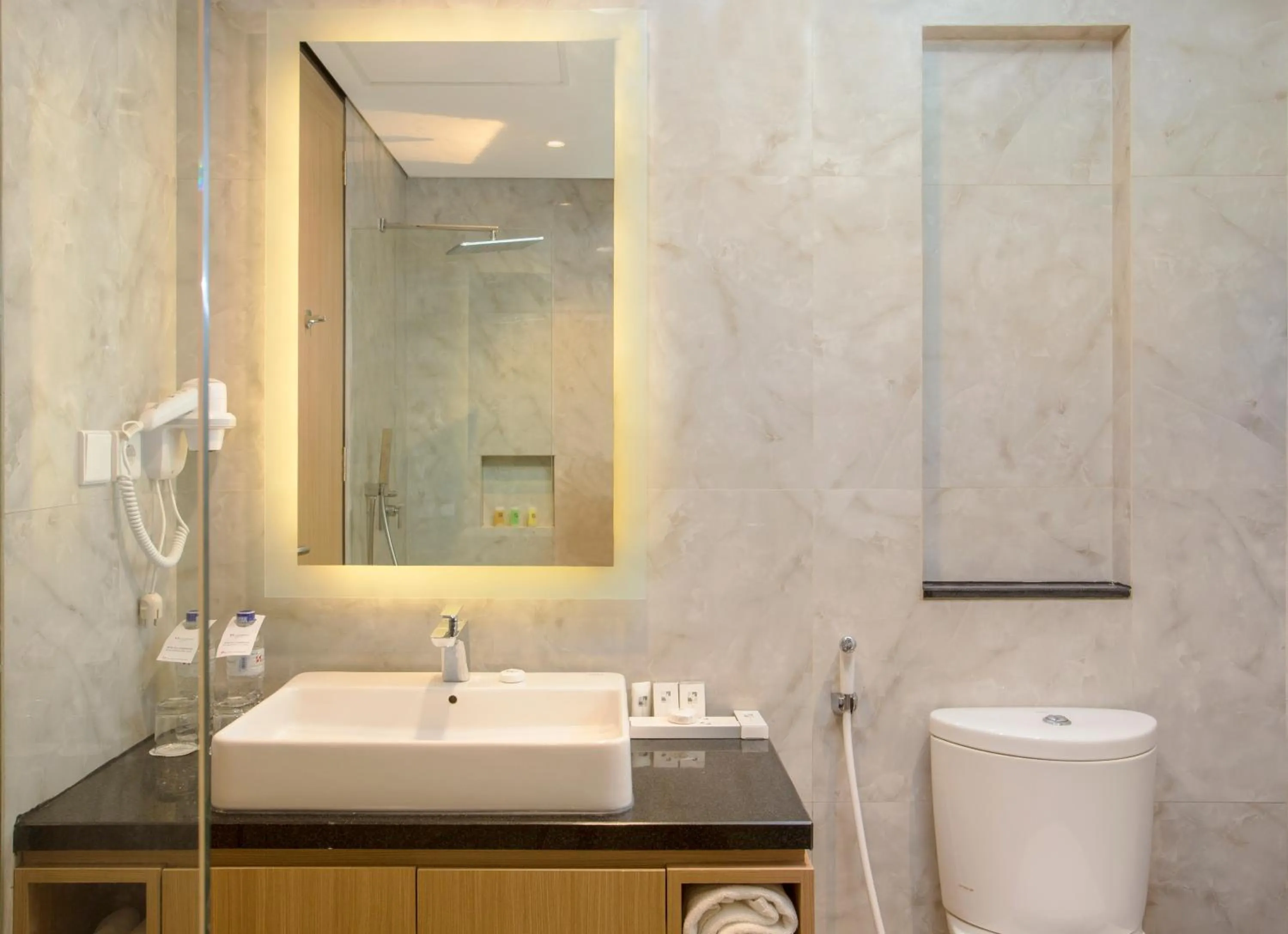 Shower in Swiss-Belhotel Papua