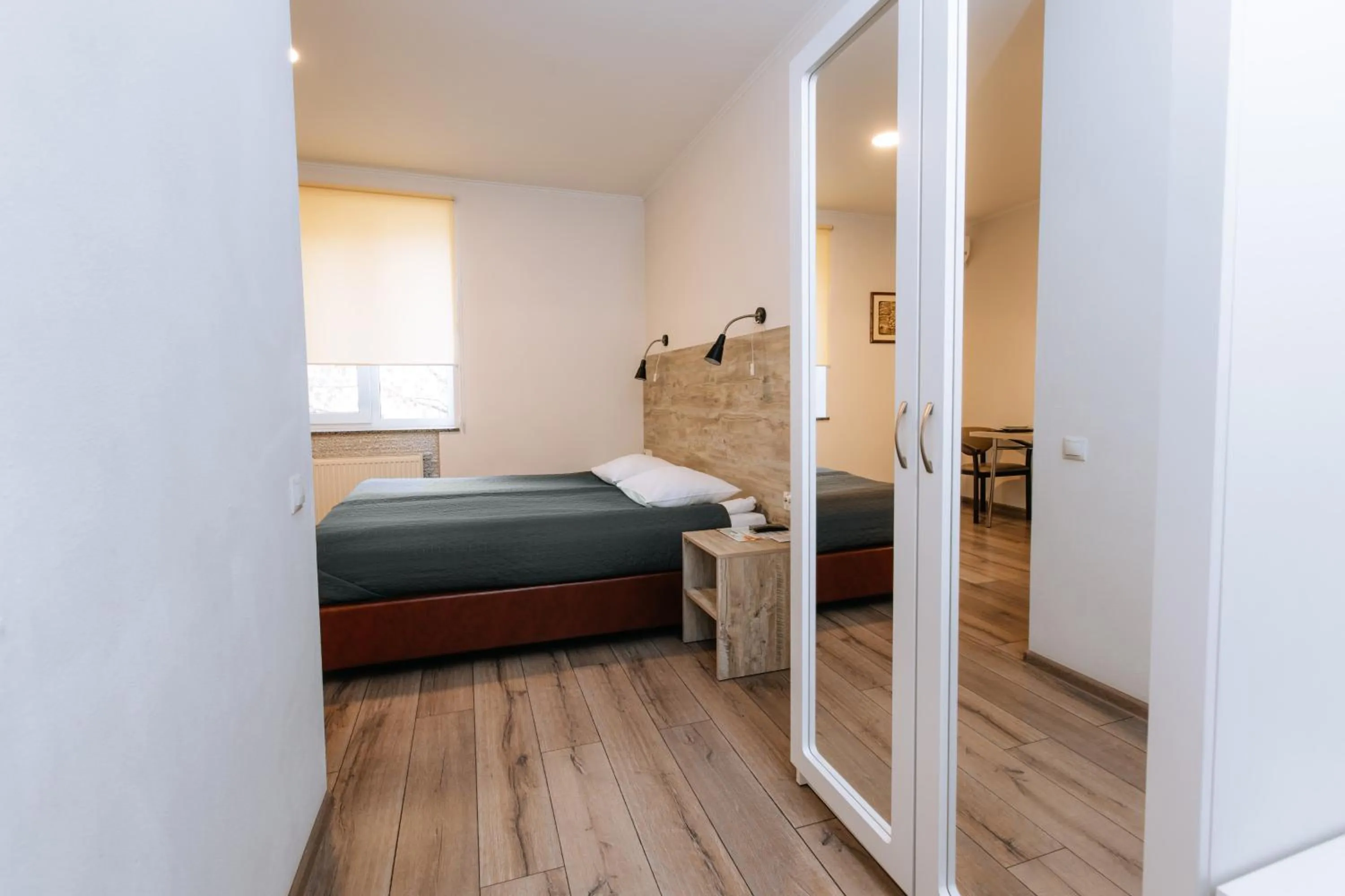 Photo of the whole room, Bed in Smart Apart