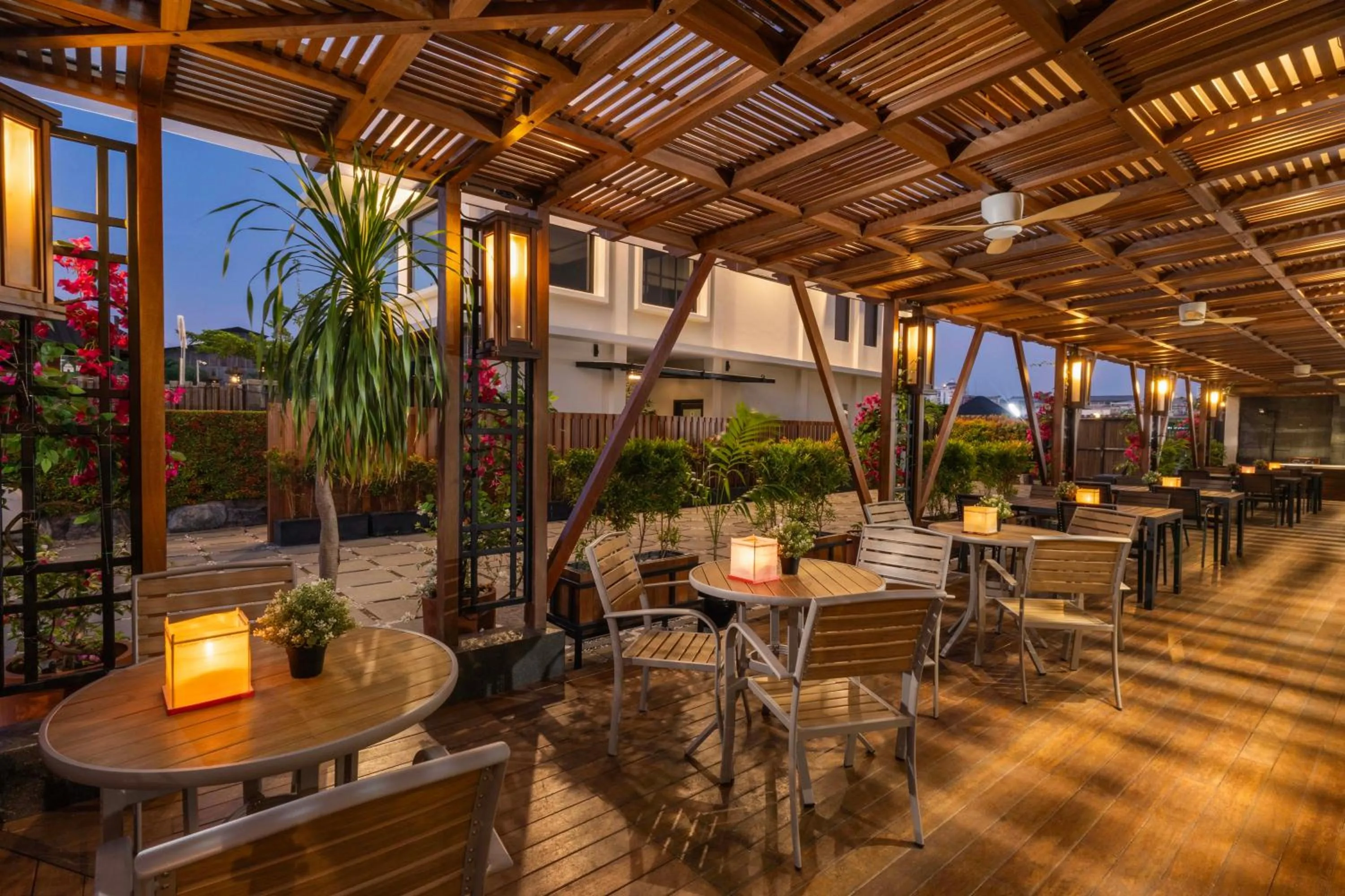 Restaurant/places to eat in Swiss-Belhotel Borneo Banjarmasin