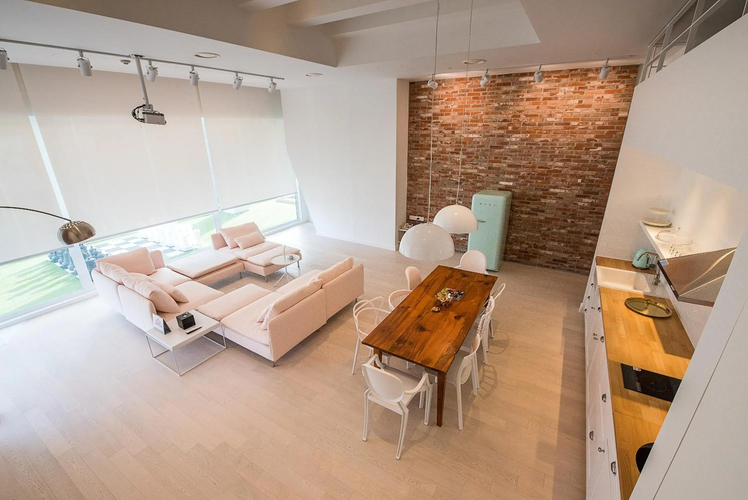 Living room, Bed in Imperial Palace Boutique Hotel Itaewon - Renovated in 2025