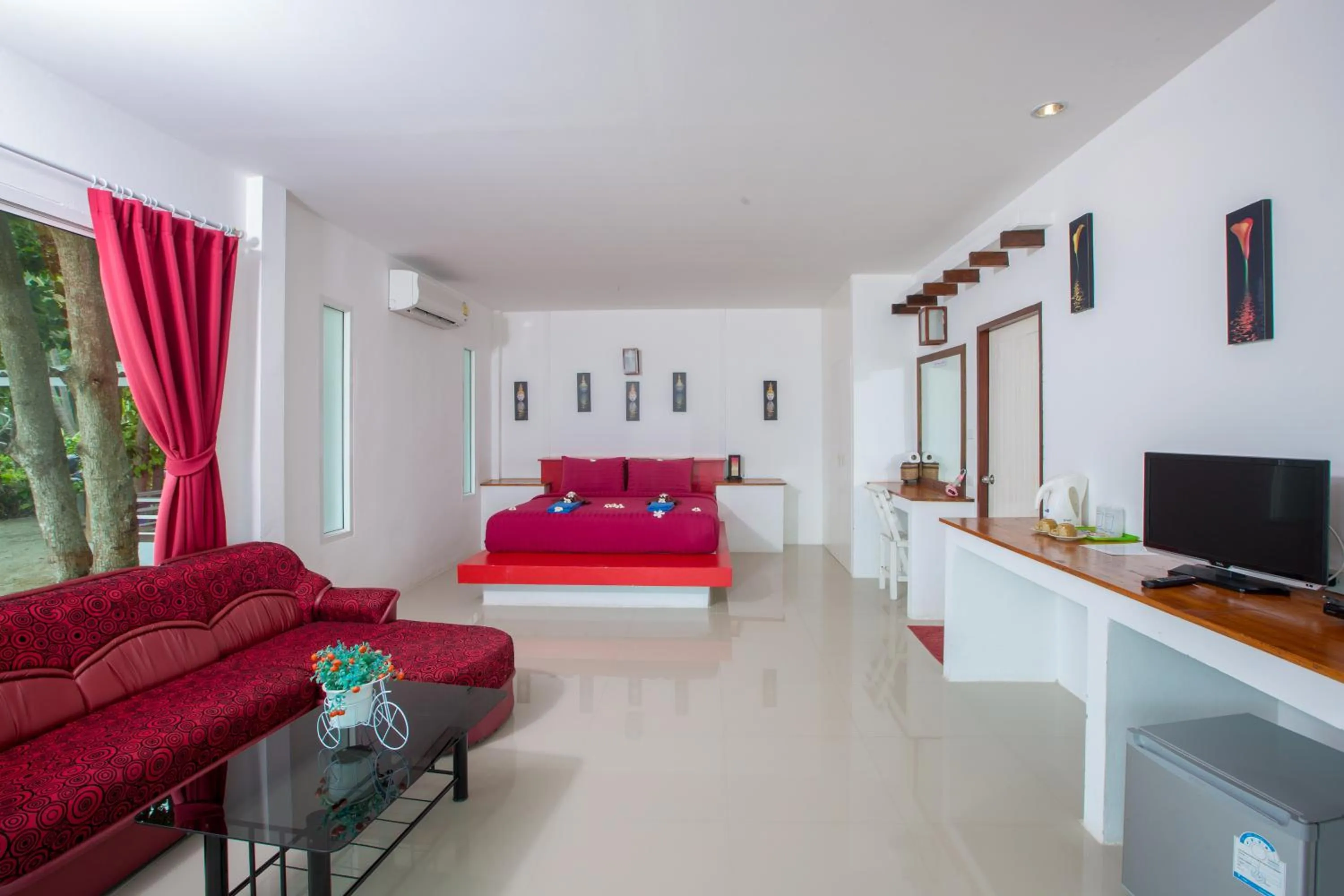 Photo of the whole room in Da Kanda Villa Beach Resort