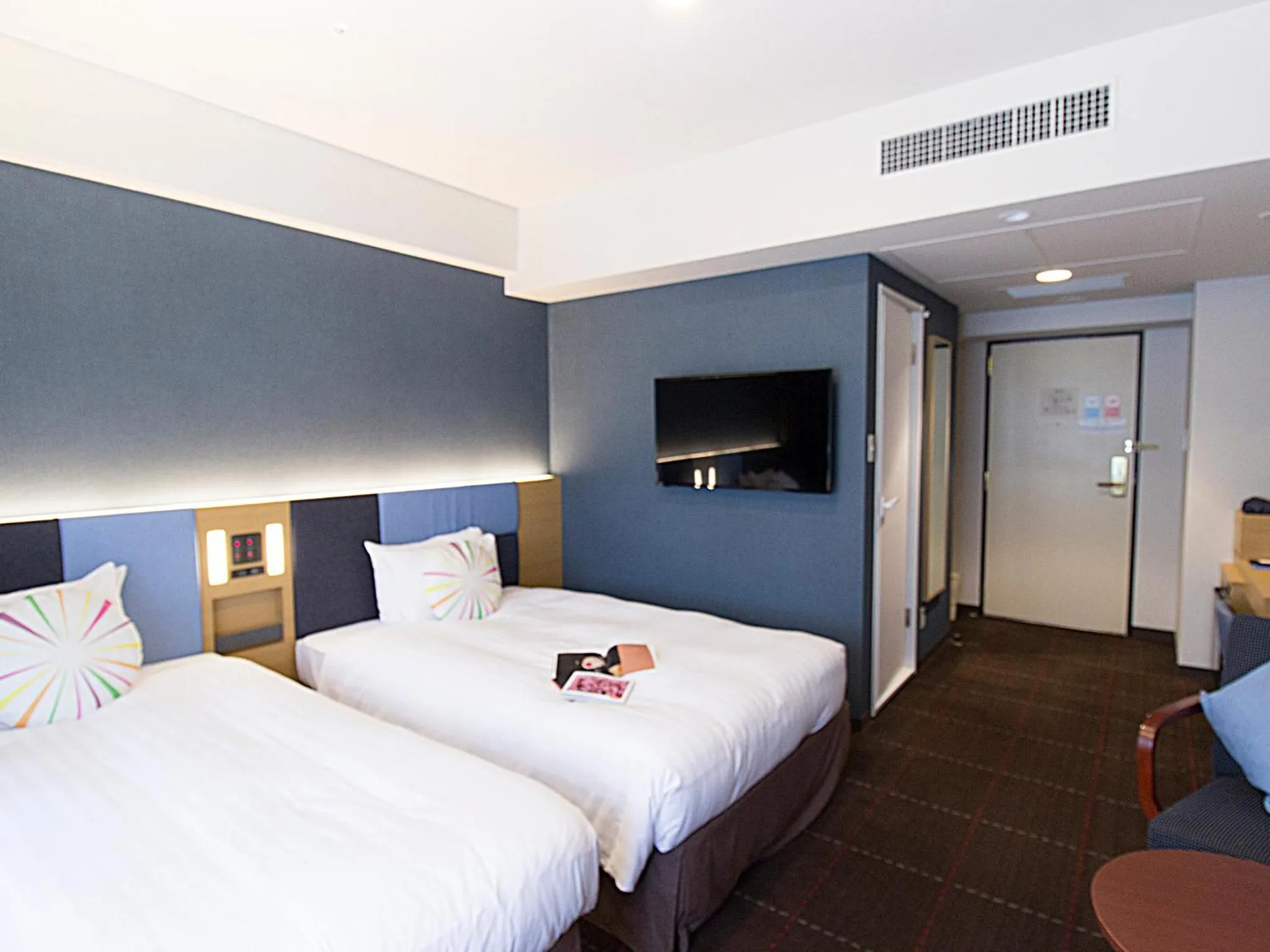 Photo of the whole room, Bed in Hearton Hotel Kyoto