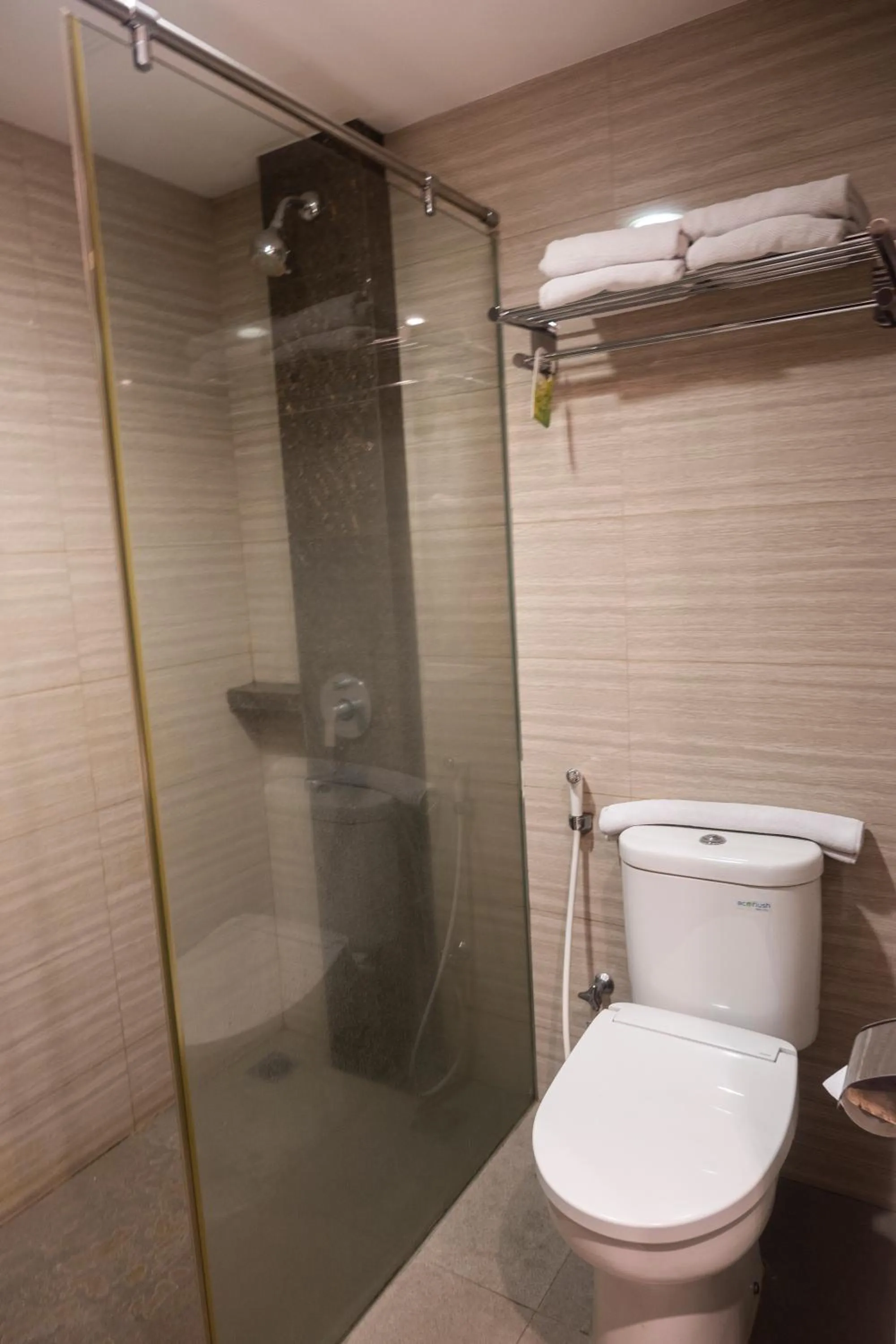 Shower in Hotel Horison Ultima Bekasi