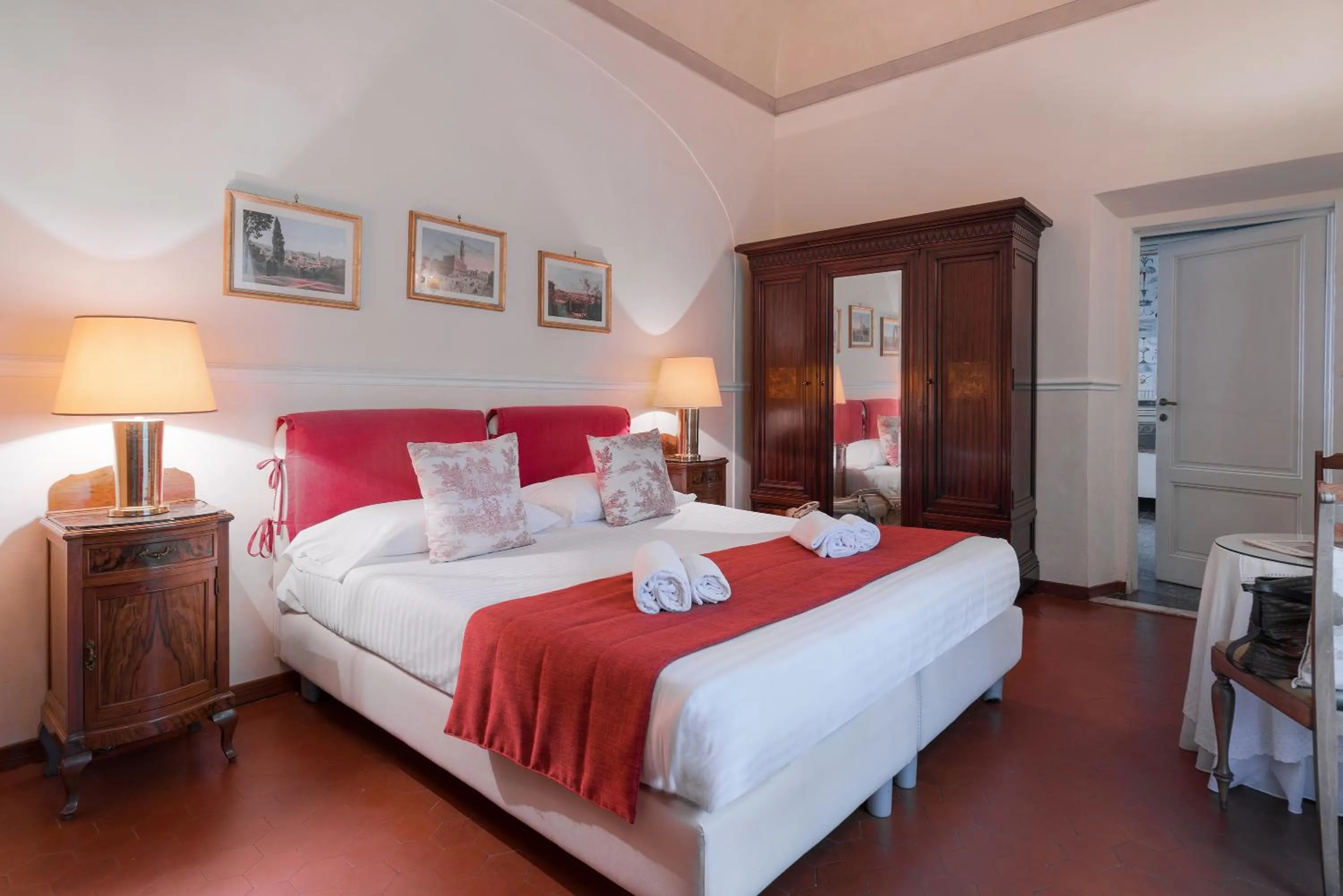 Bed in Villa Ape Rosa Relais
