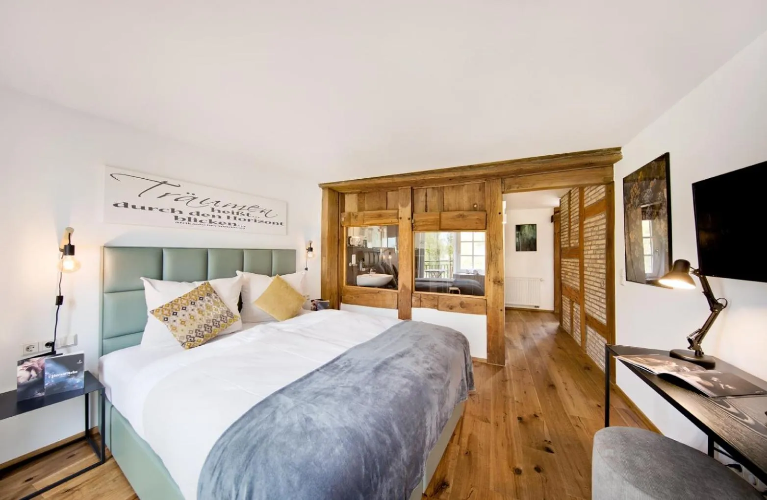 Photo of the whole room, Bed in Jordan's Untermühle