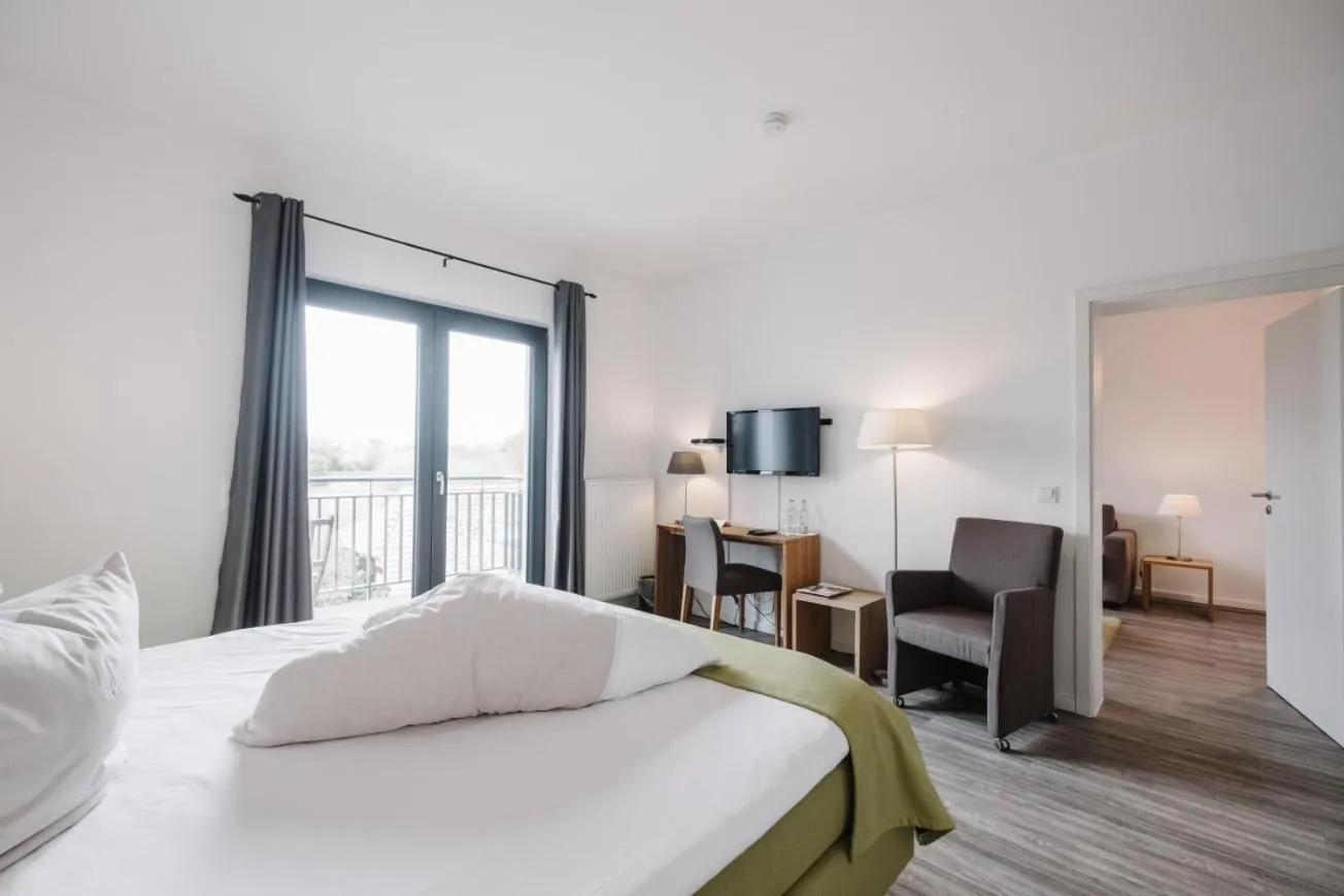 Bedroom, Bed in Jordan's Untermühle