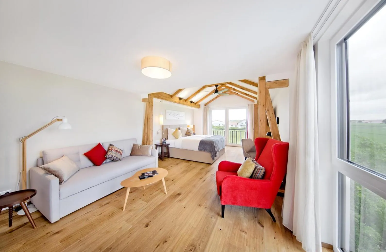 Photo of the whole room, Bed in Jordan's Untermühle