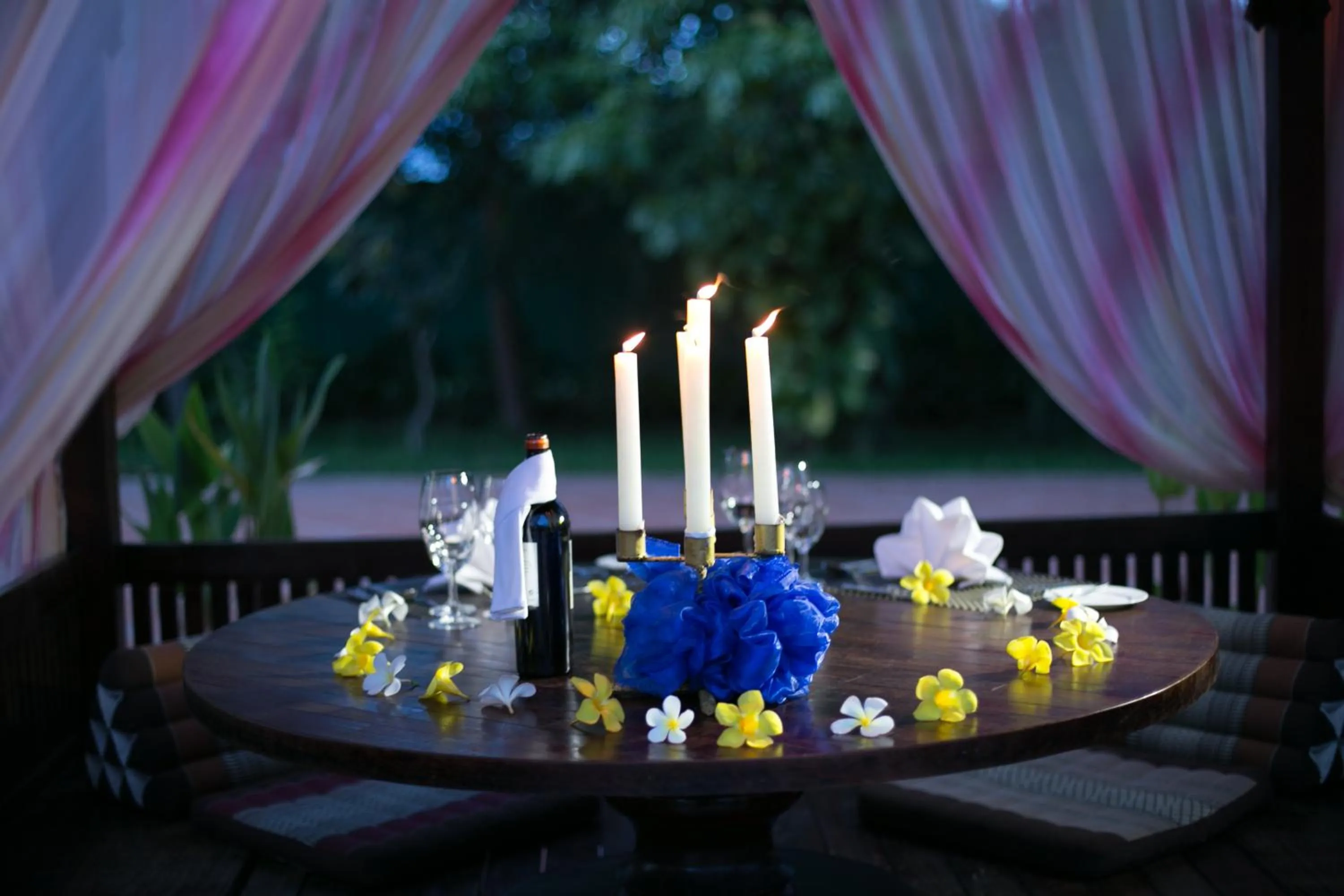 Alcoholic drinks in Pacific Hotel & Spa