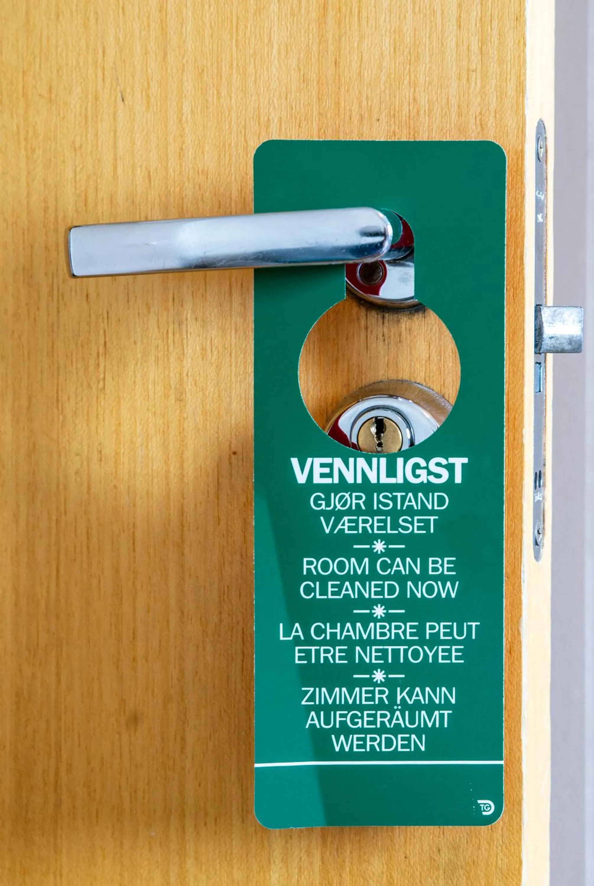 Logo/Certificate/Sign in Sandmoen Bed & Breakfast, Free Parking