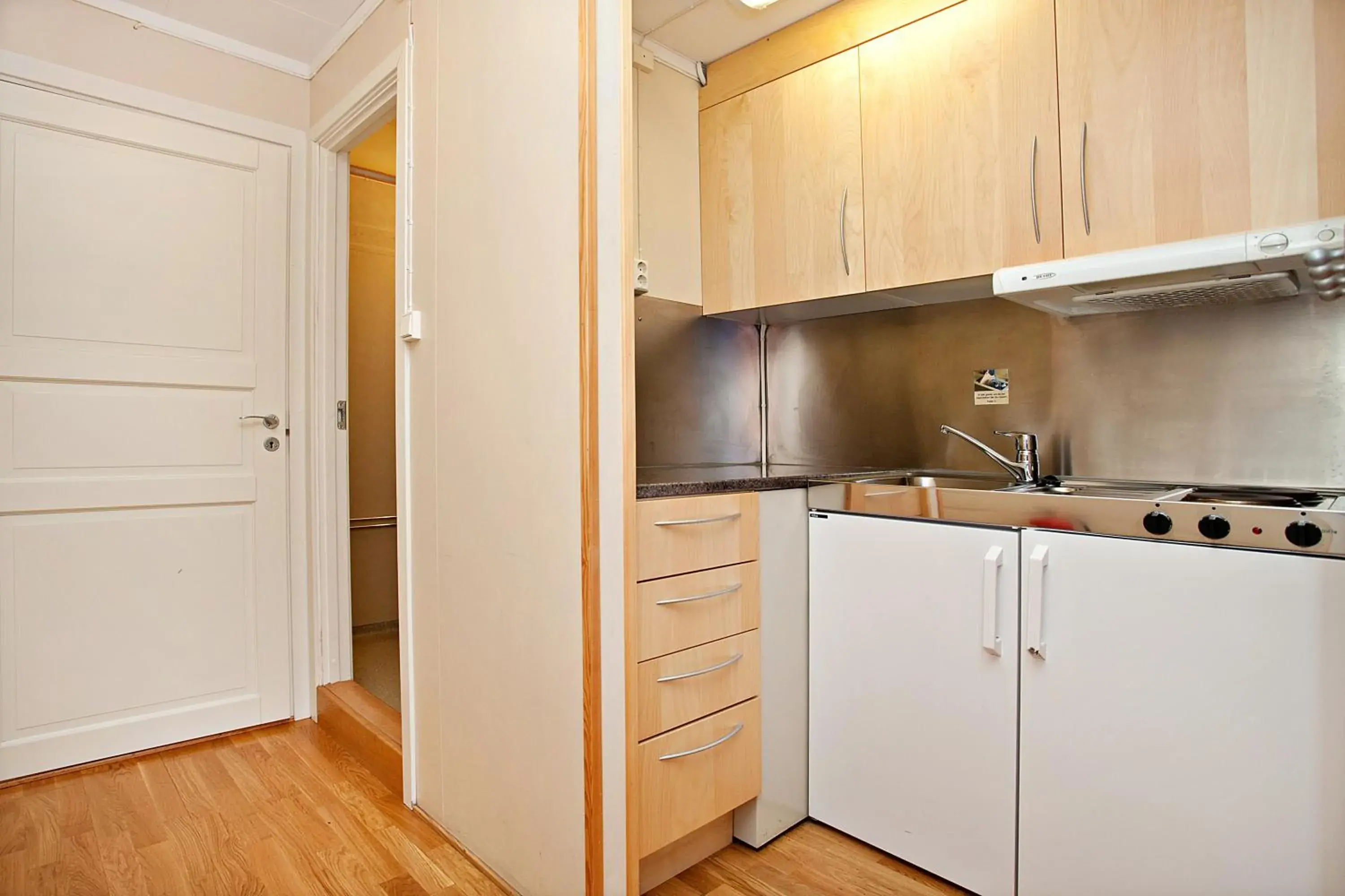 Standard Triple Room with Free Parking - single occupancy in Sandmoen Bed & Breakfast, Free Parking Standard Triple Room with Free Parking - single occupancy in Sandmoen Bed & Breakfast, Free Parking