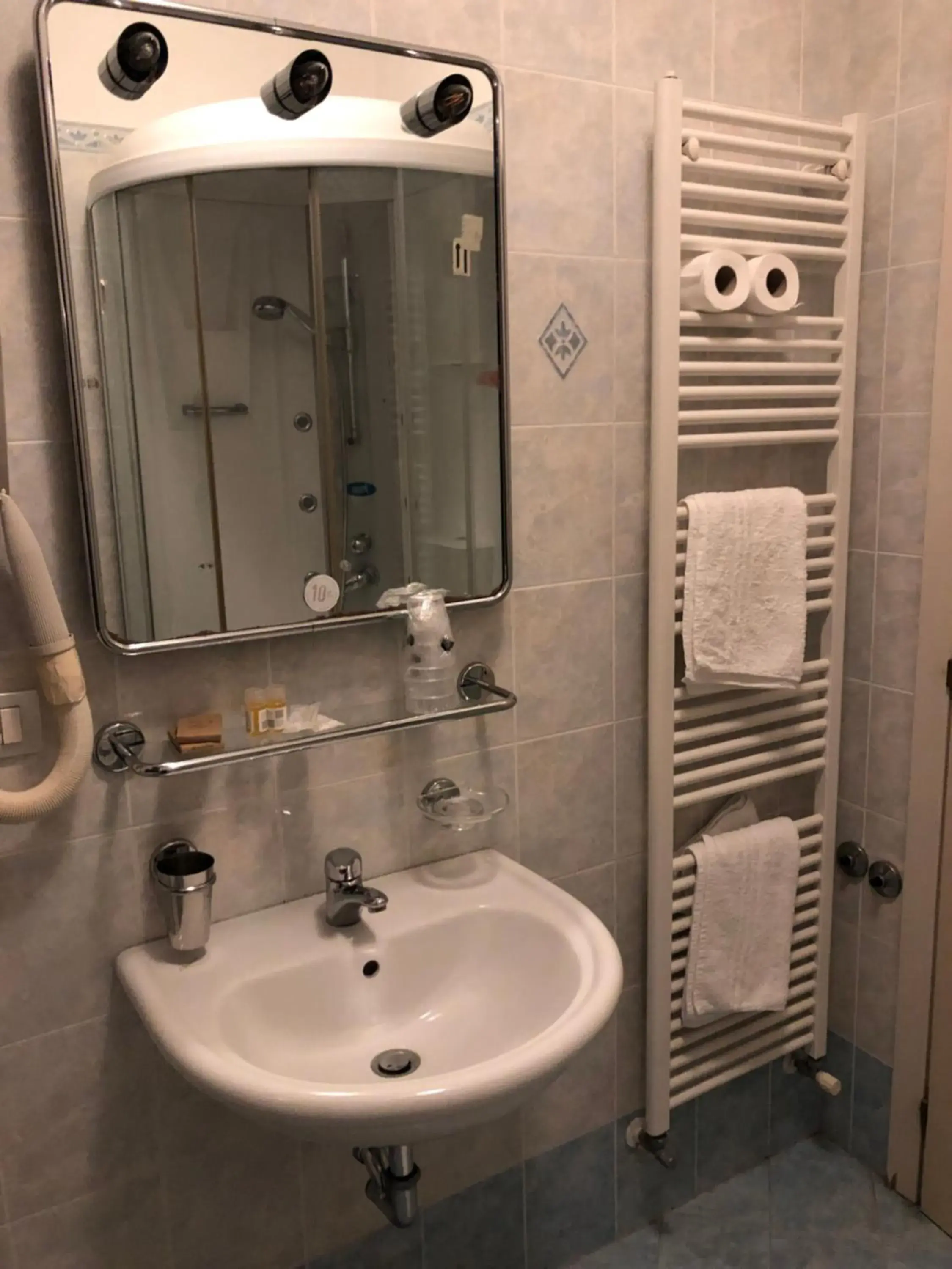 Double Room in Alloggi Santa Sofia Double Room in Alloggi Santa Sofia