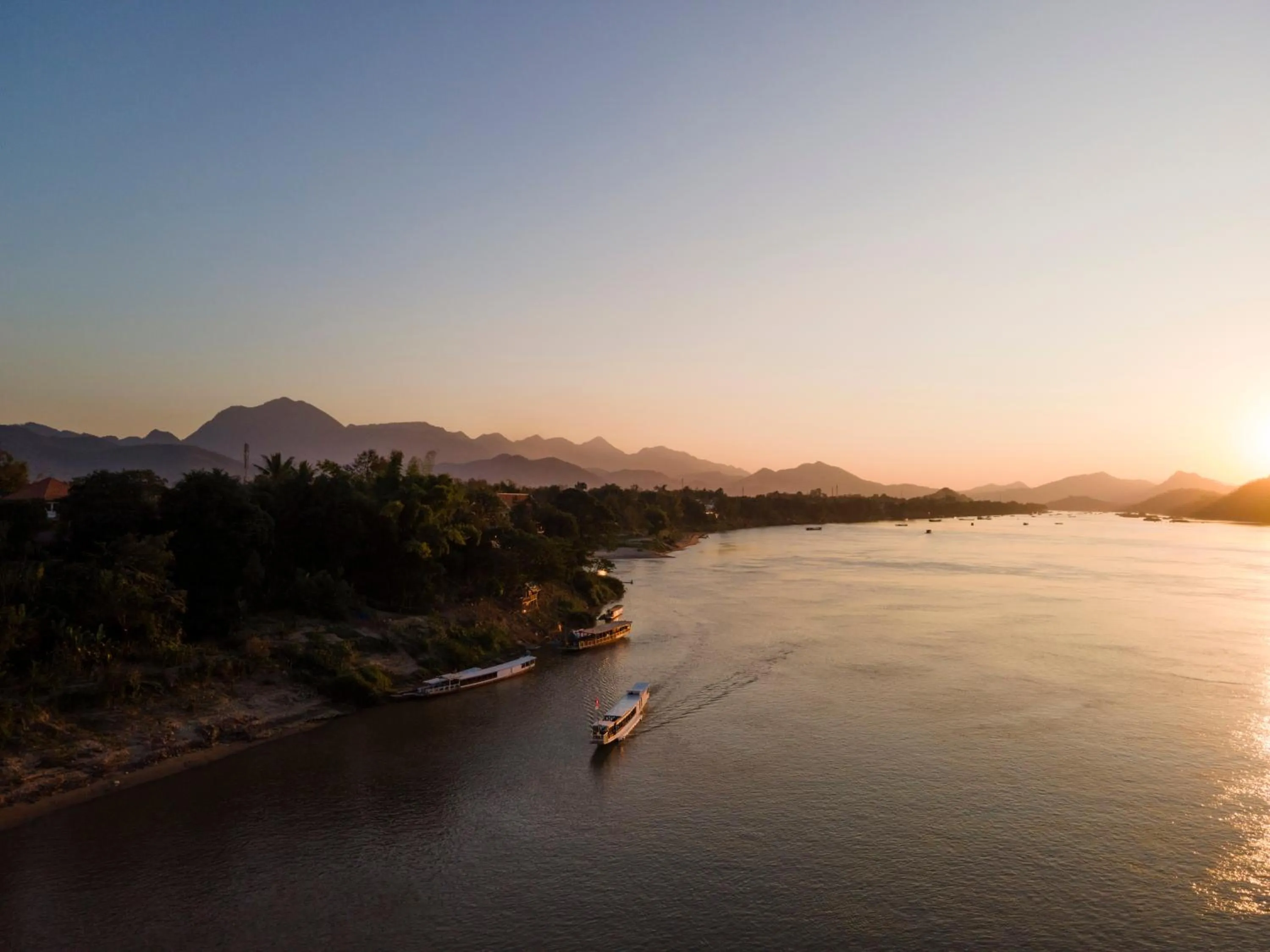 Sunset in La Résidence Phou Vao