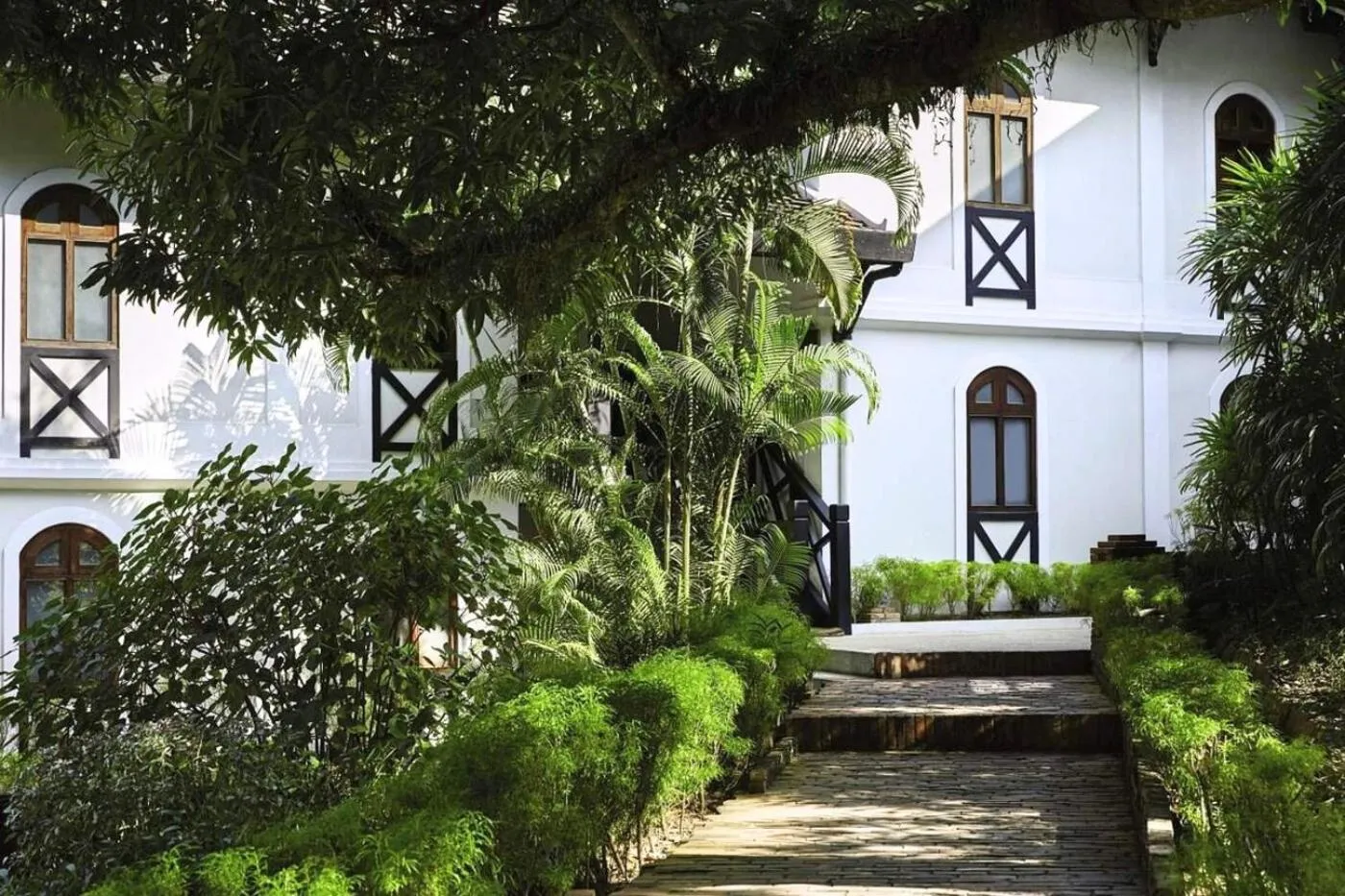 Property building in La Résidence Phou Vao