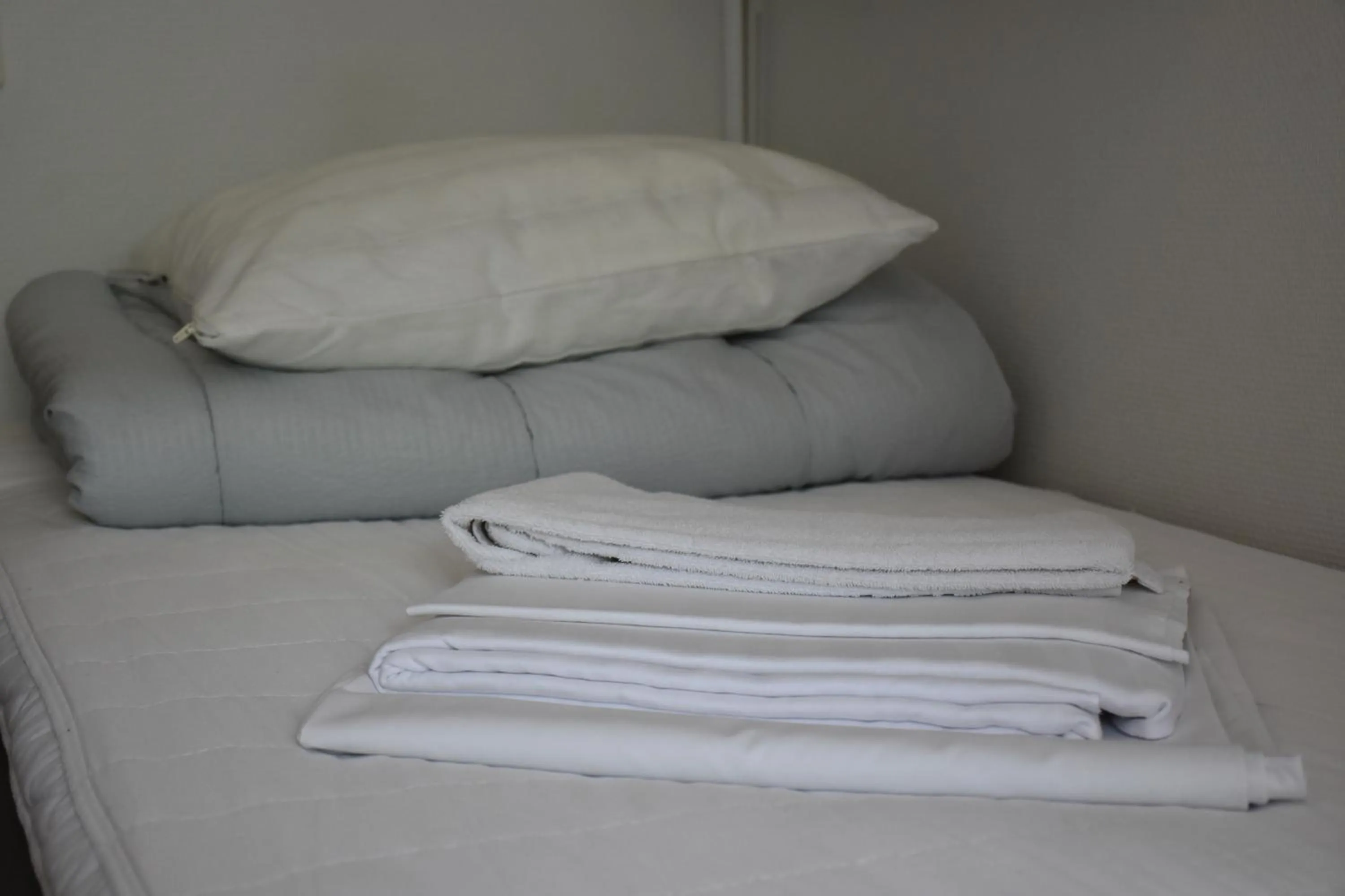 Bed in Torget Vandrarhem