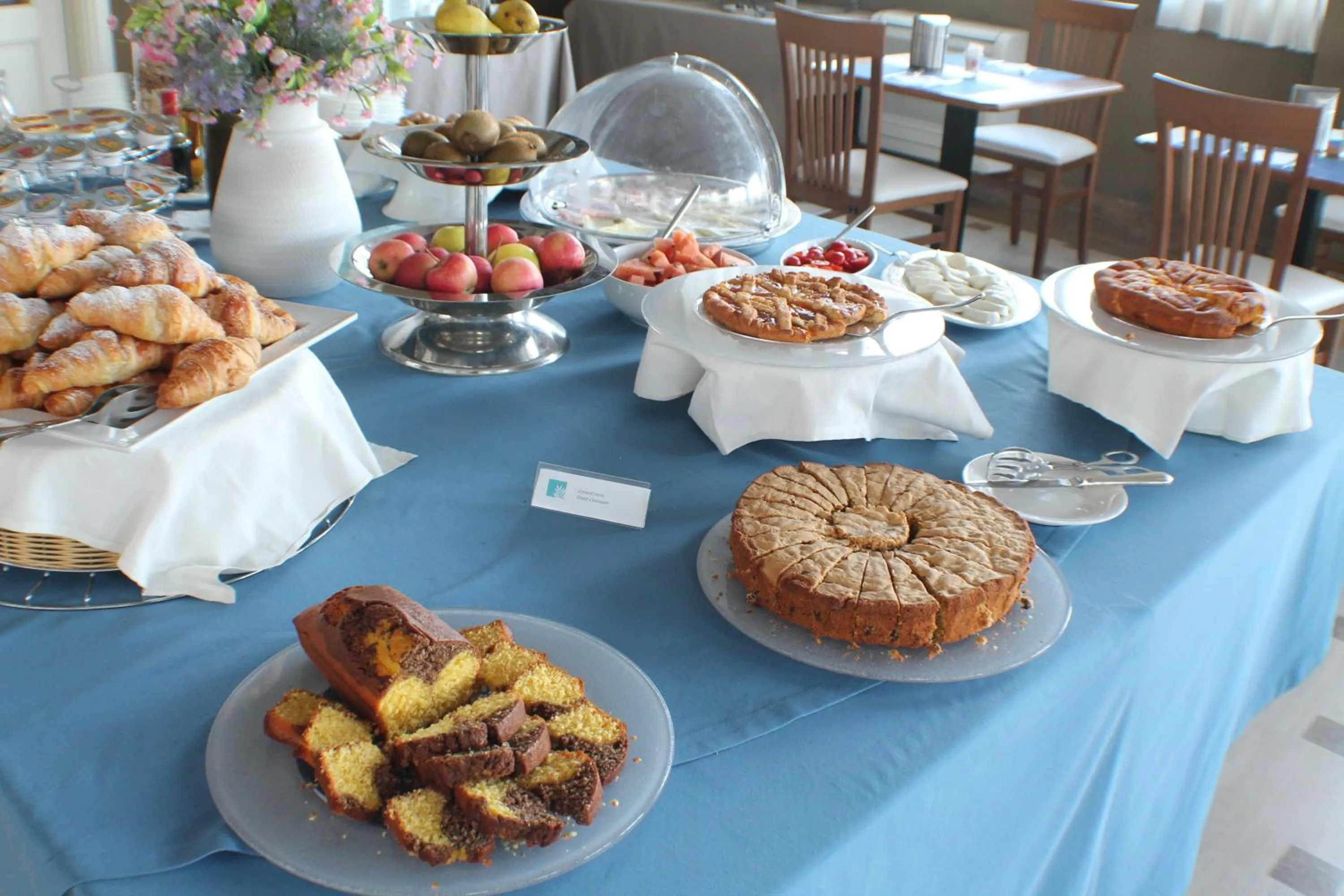 Continental breakfast in Il Parco Sul Mare Resort & SPA