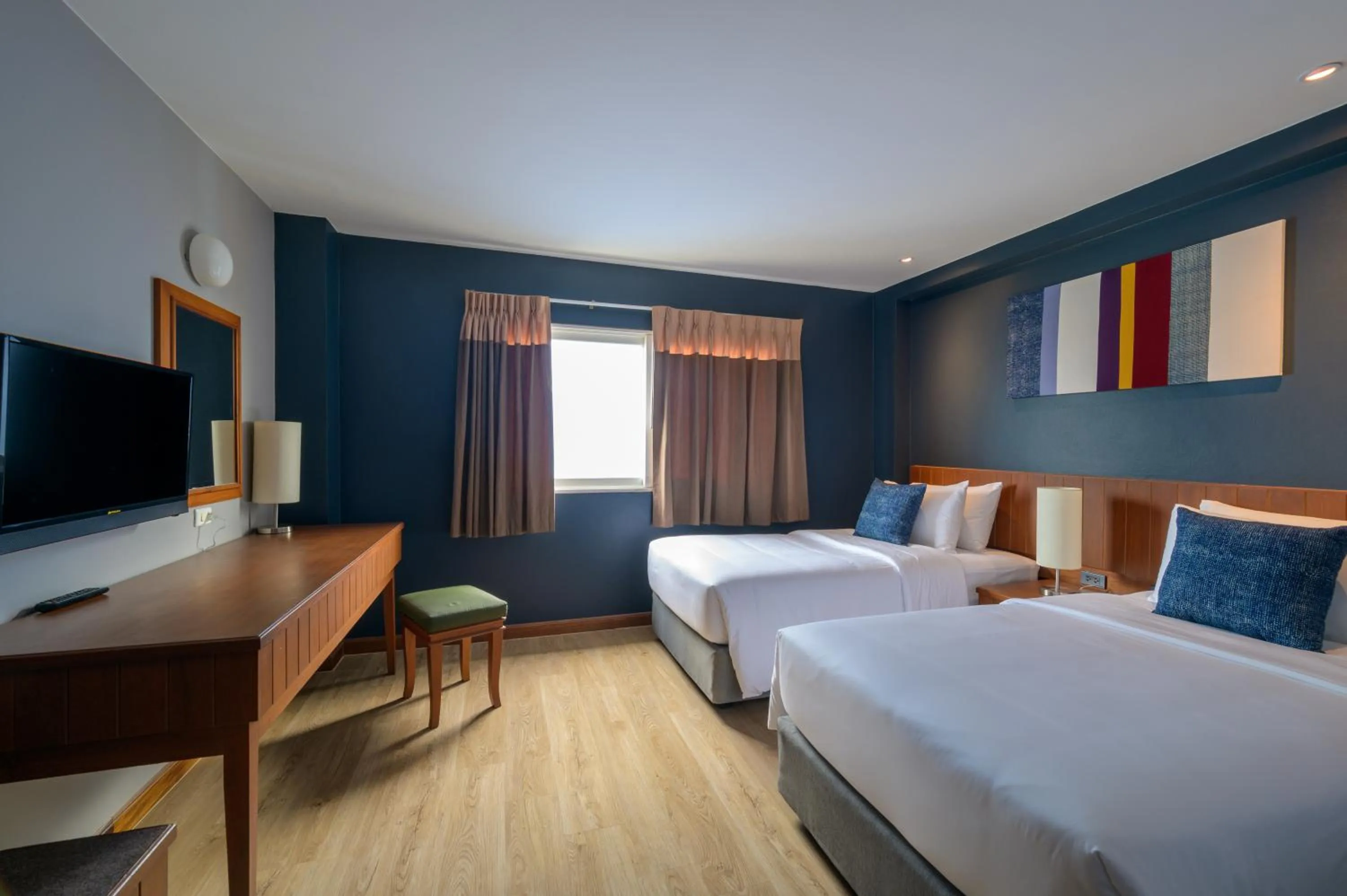 TV and multimedia, TV/Entertainment Center in Quarter 09 Beach