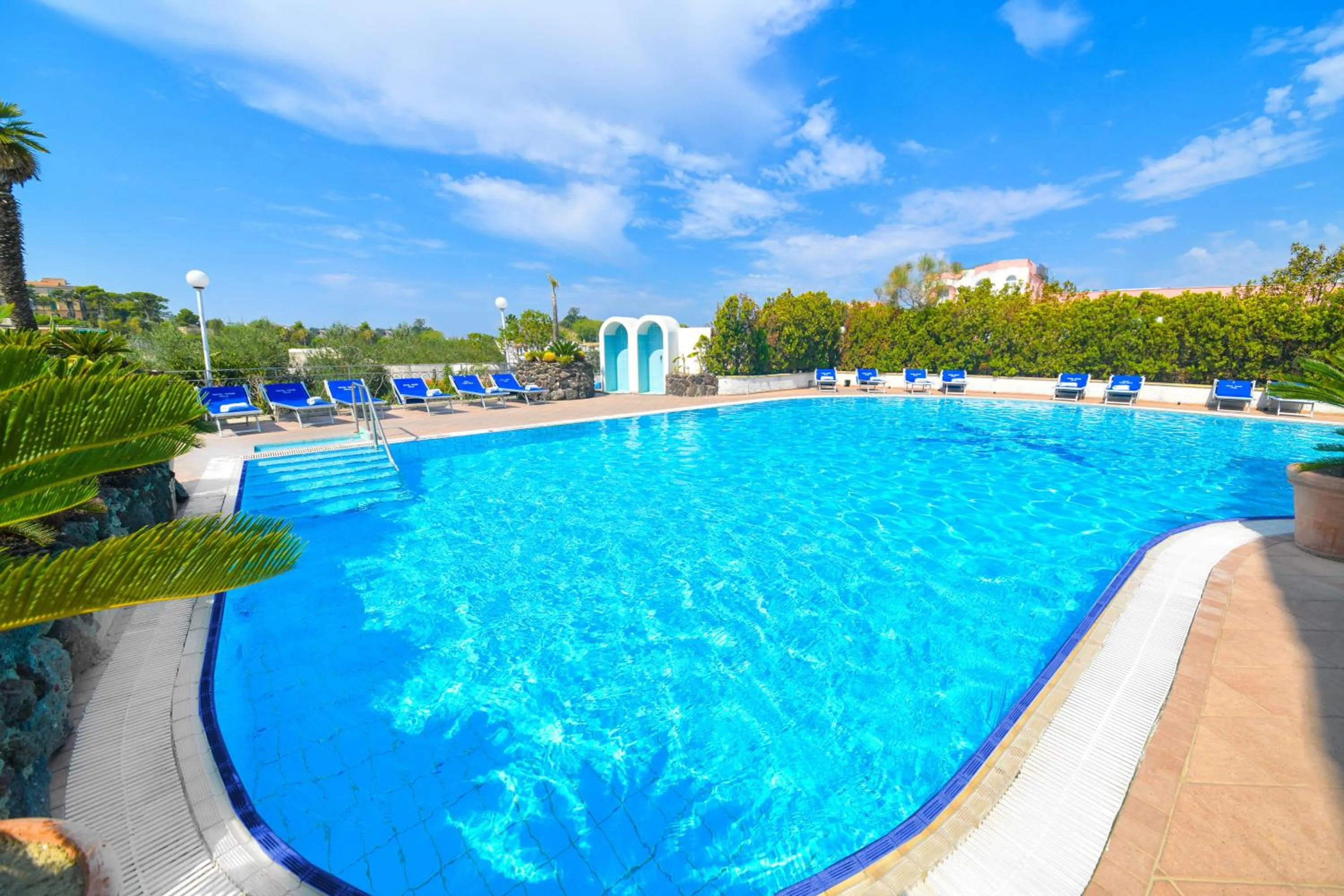 Swimming pool in Hotel Felix Terme
