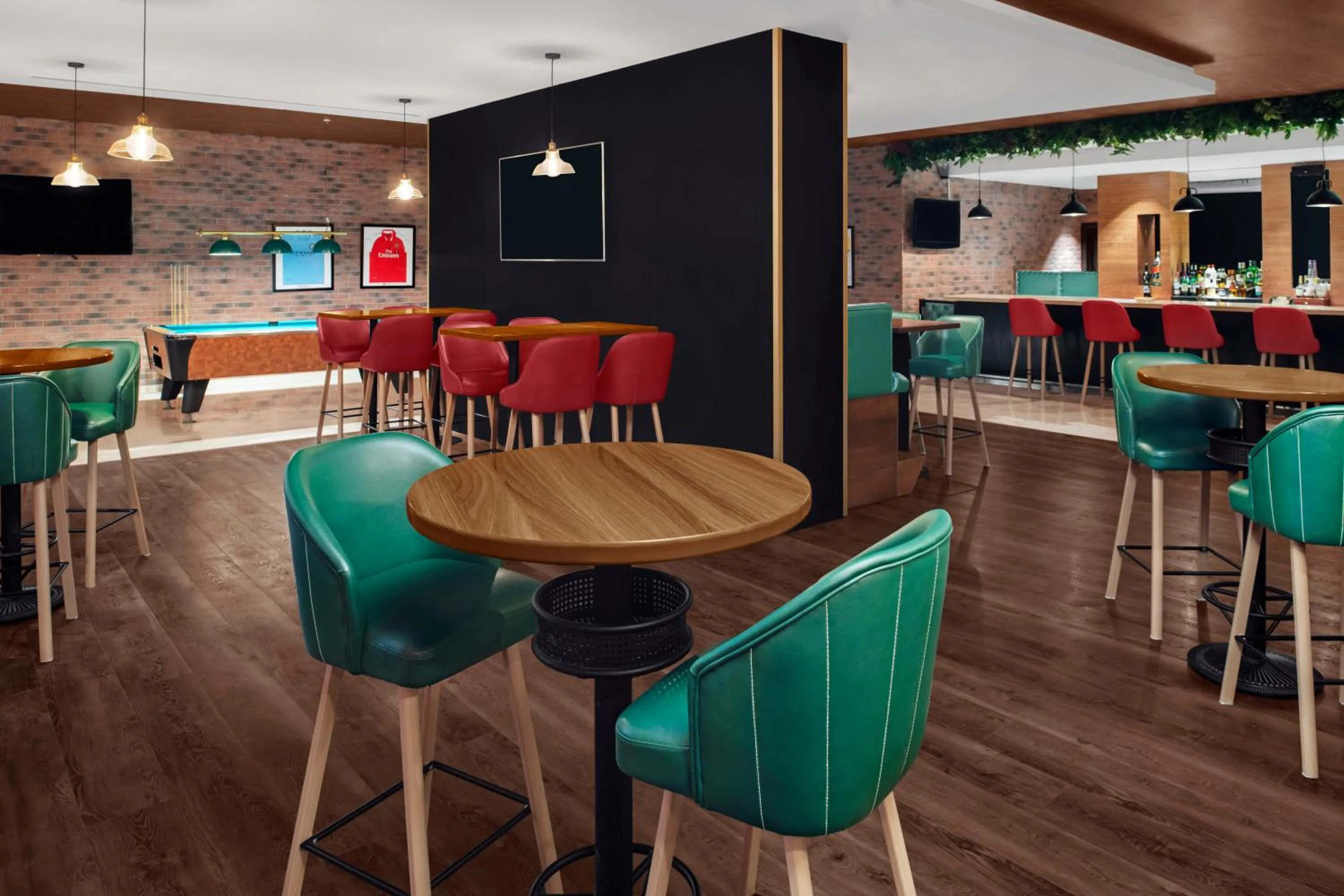 Lounge or bar in Holiday Inn Express Dubai Airport by IHG