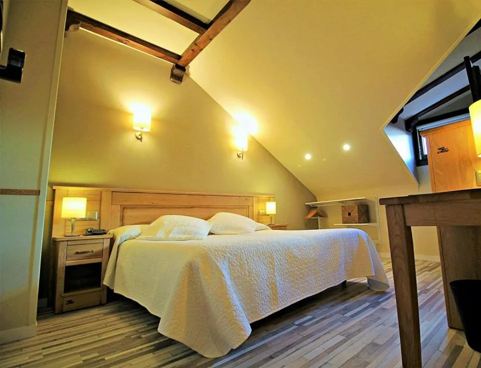 Photo of the whole room, Bed in Hotel Alda A Boira