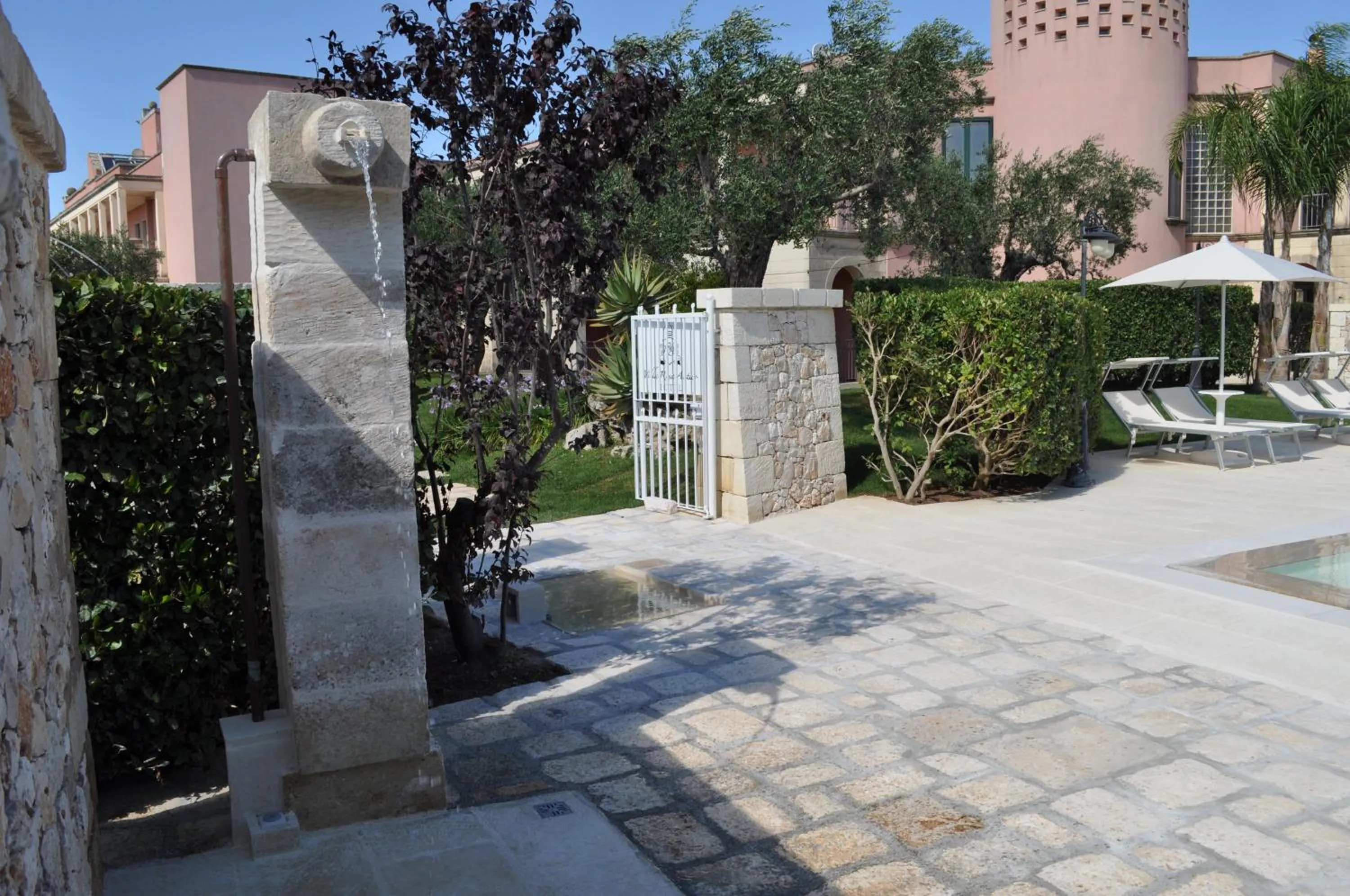 Swimming pool in Villa Rosa Antico Dimora Storica