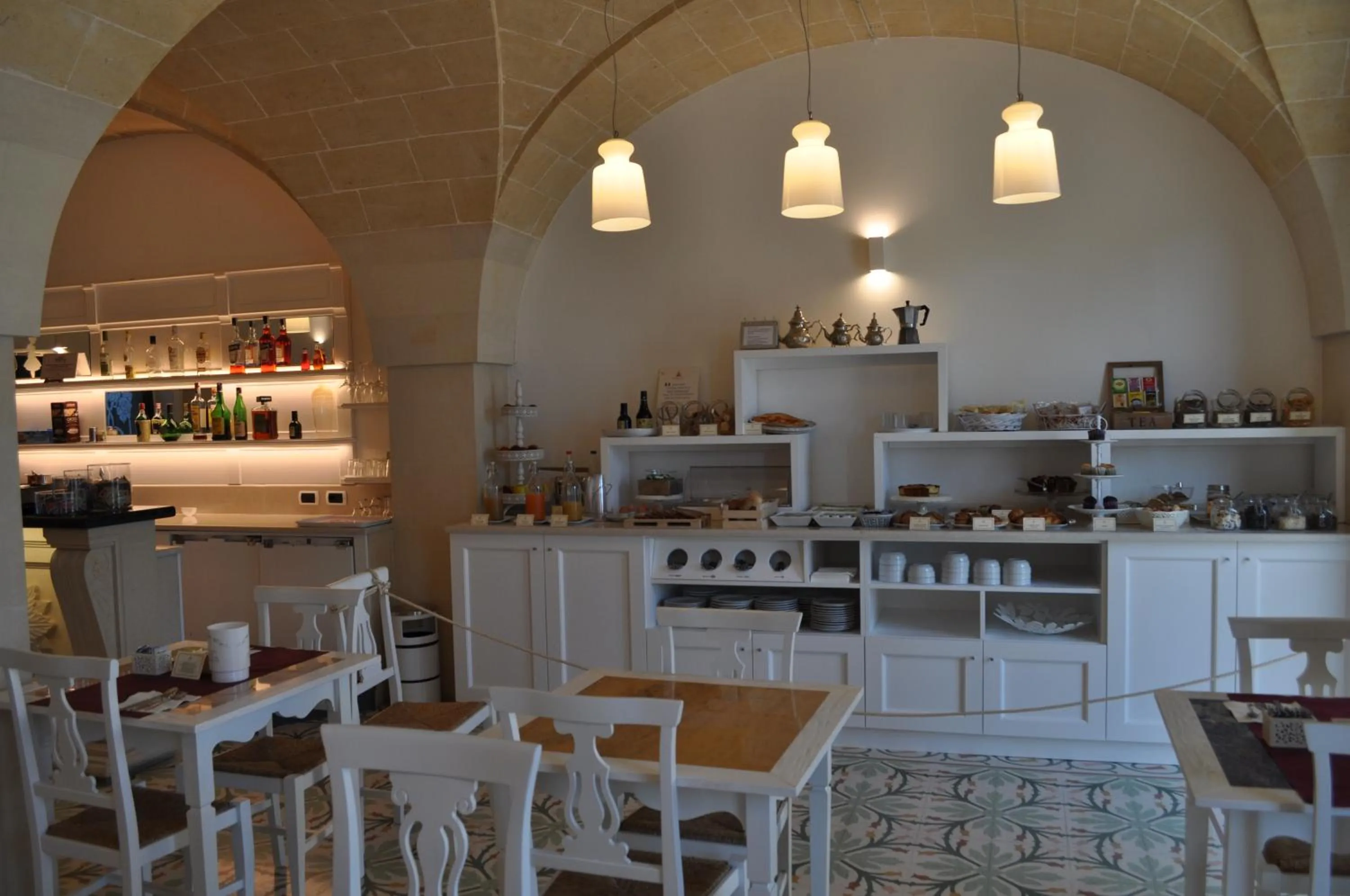 Restaurant/places to eat in Villa Rosa Antico Dimora Storica