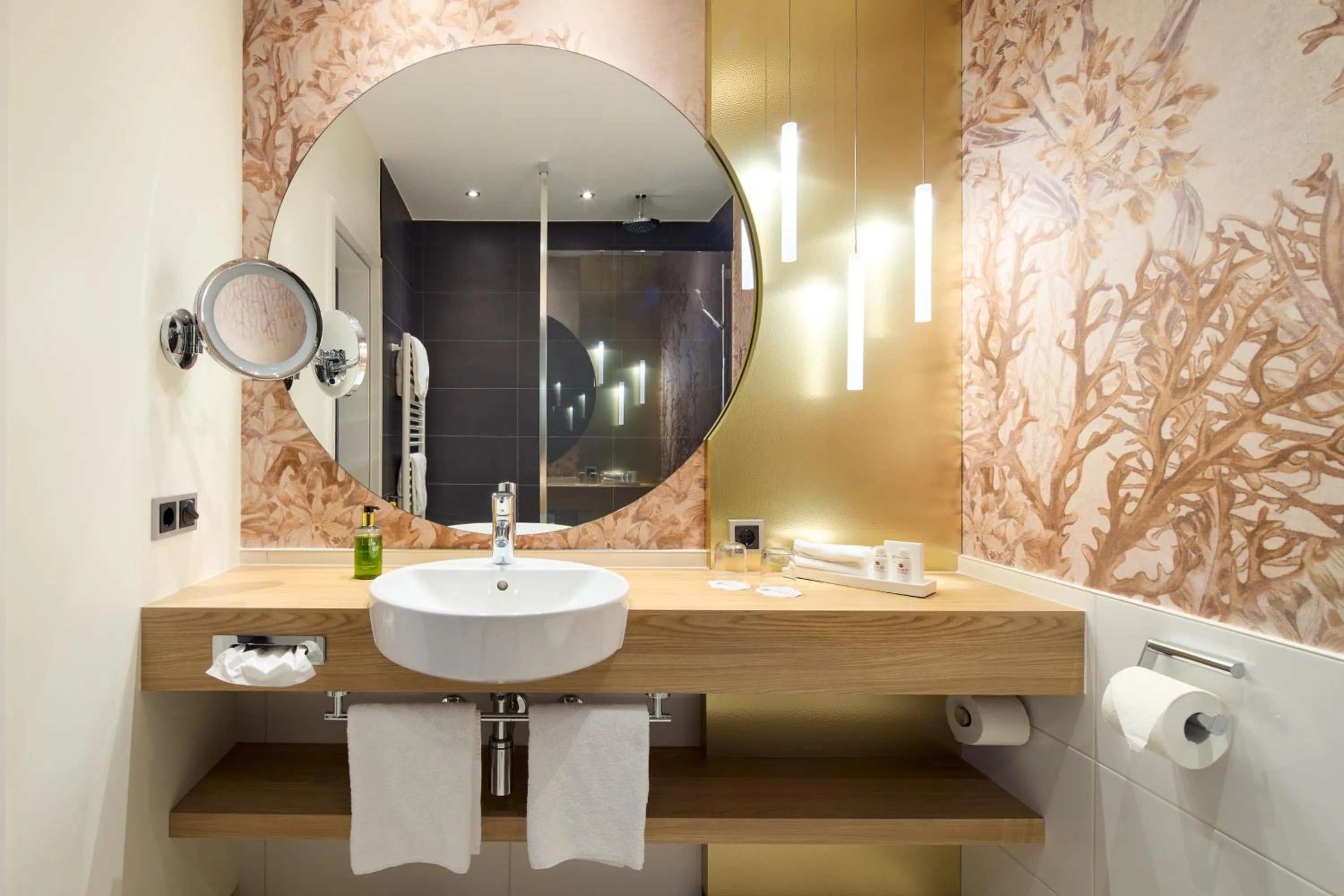 Bathroom in Best Western Premier Park Hotel & Spa