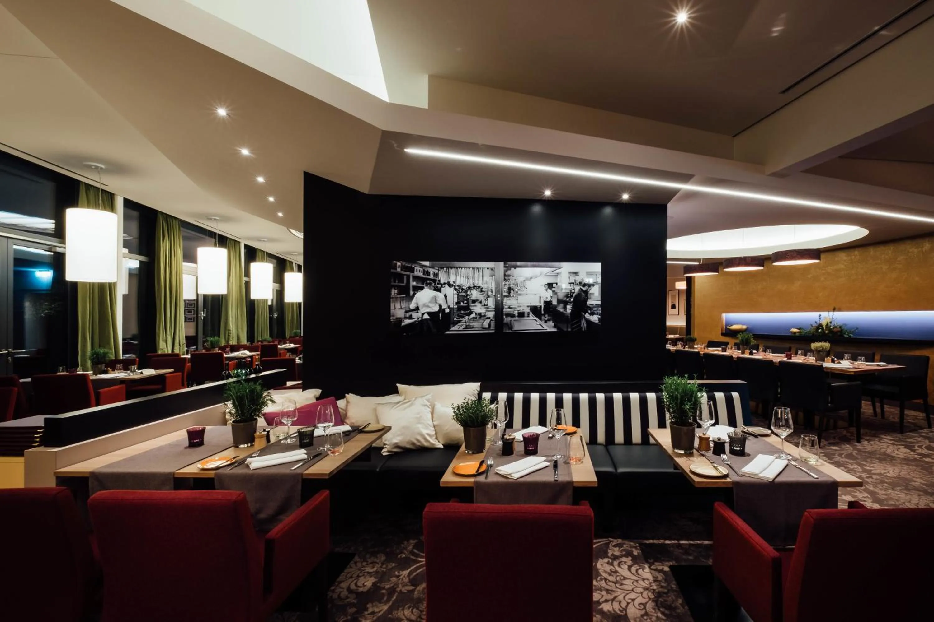 Restaurant/places to eat in Best Western Premier Park Hotel & Spa