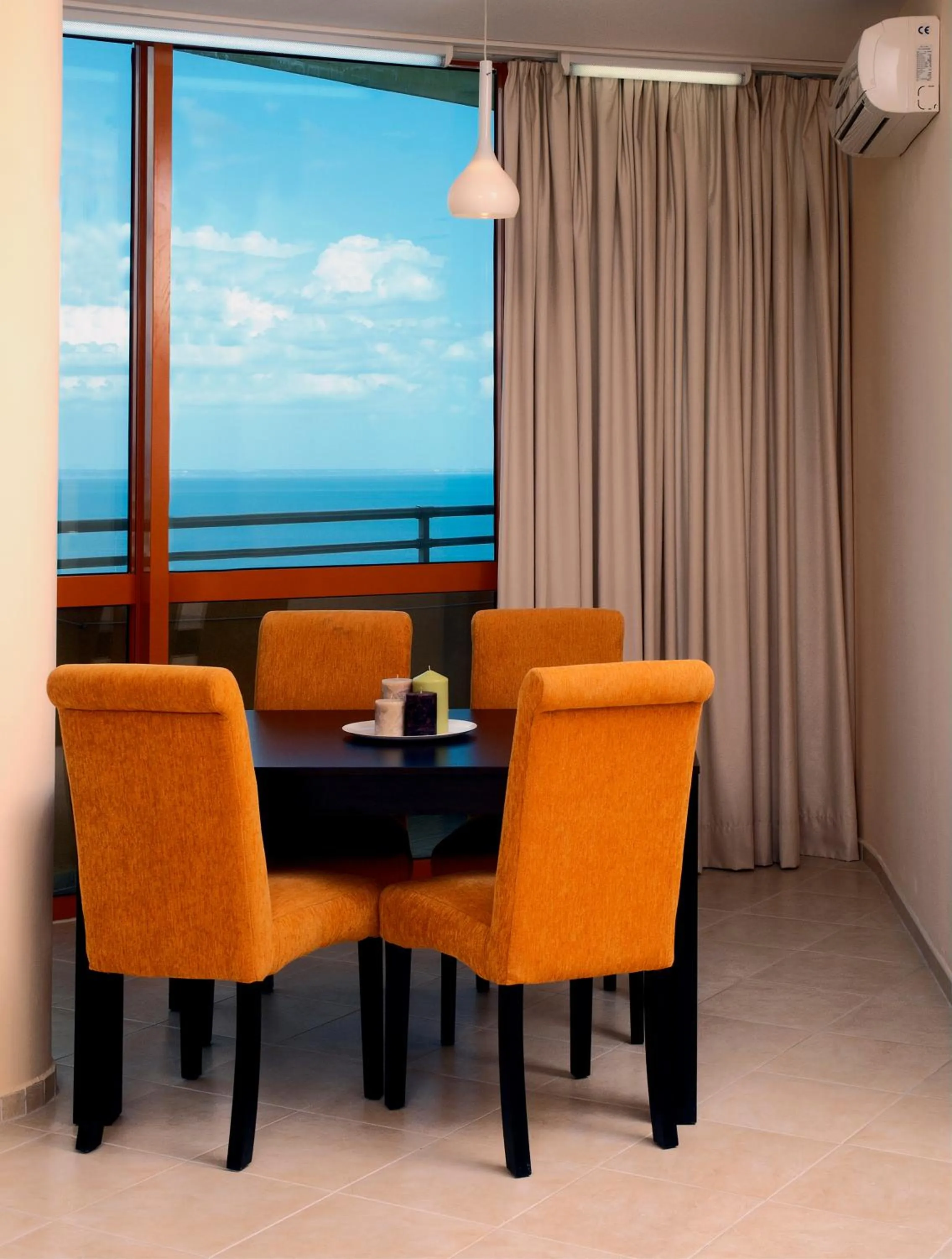 Dining area in Hotel Sunrise Golden Sands