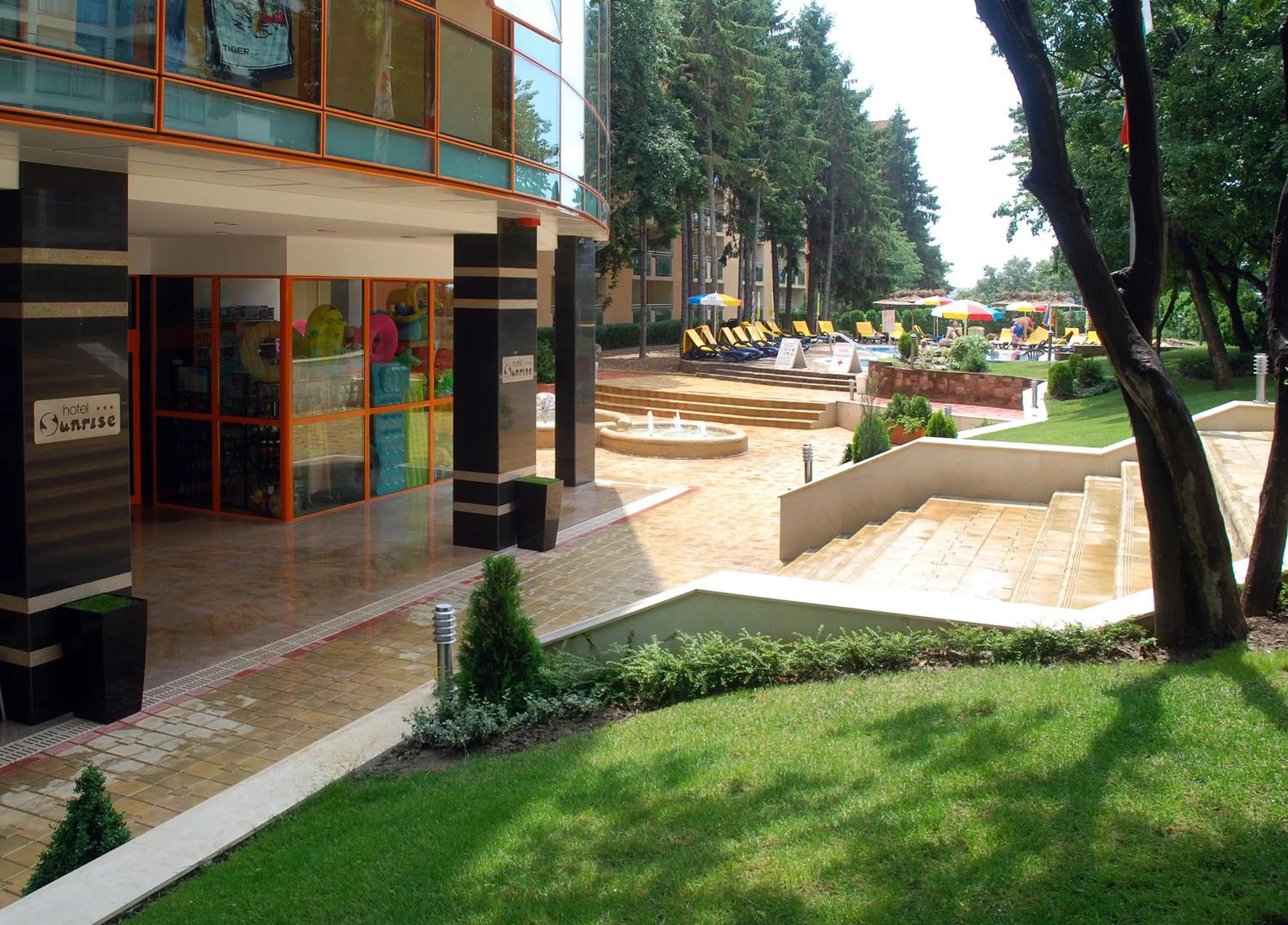 Facade/entrance in Hotel Sunrise Golden Sands