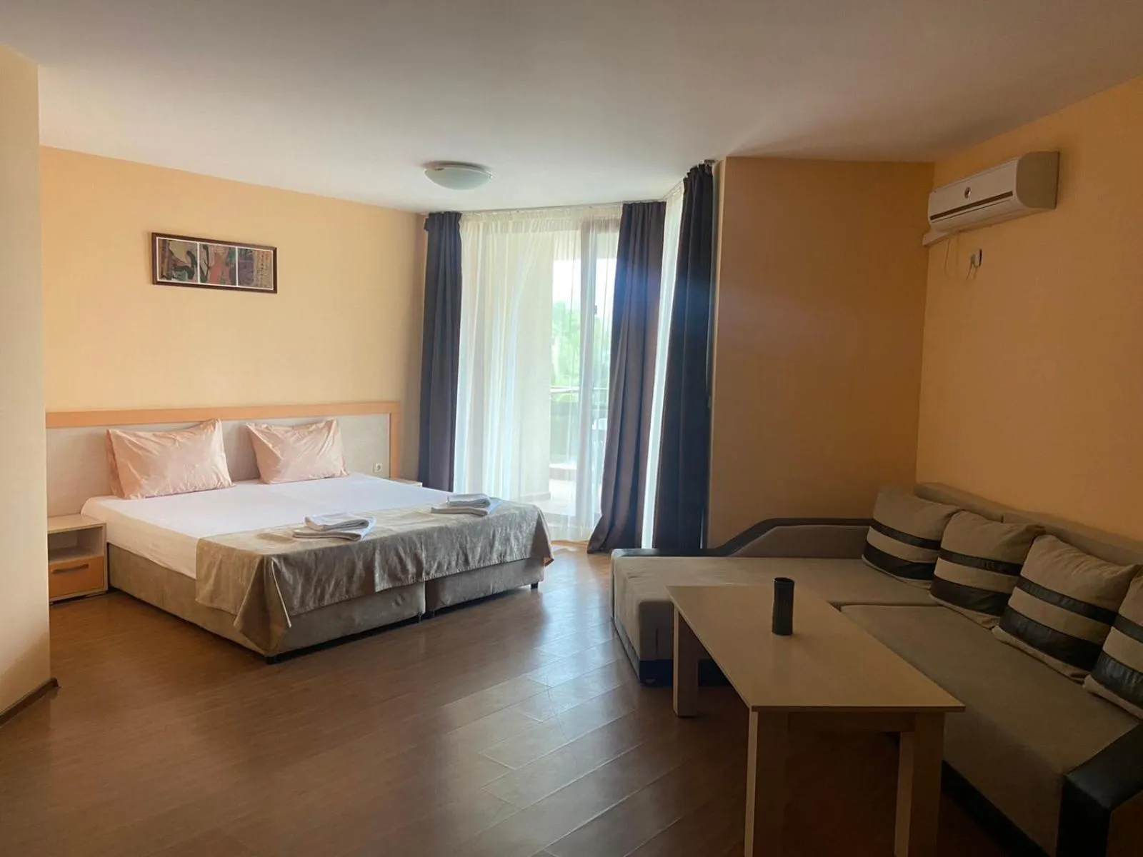 Bed in Aparthotel Hotel Prestige City II