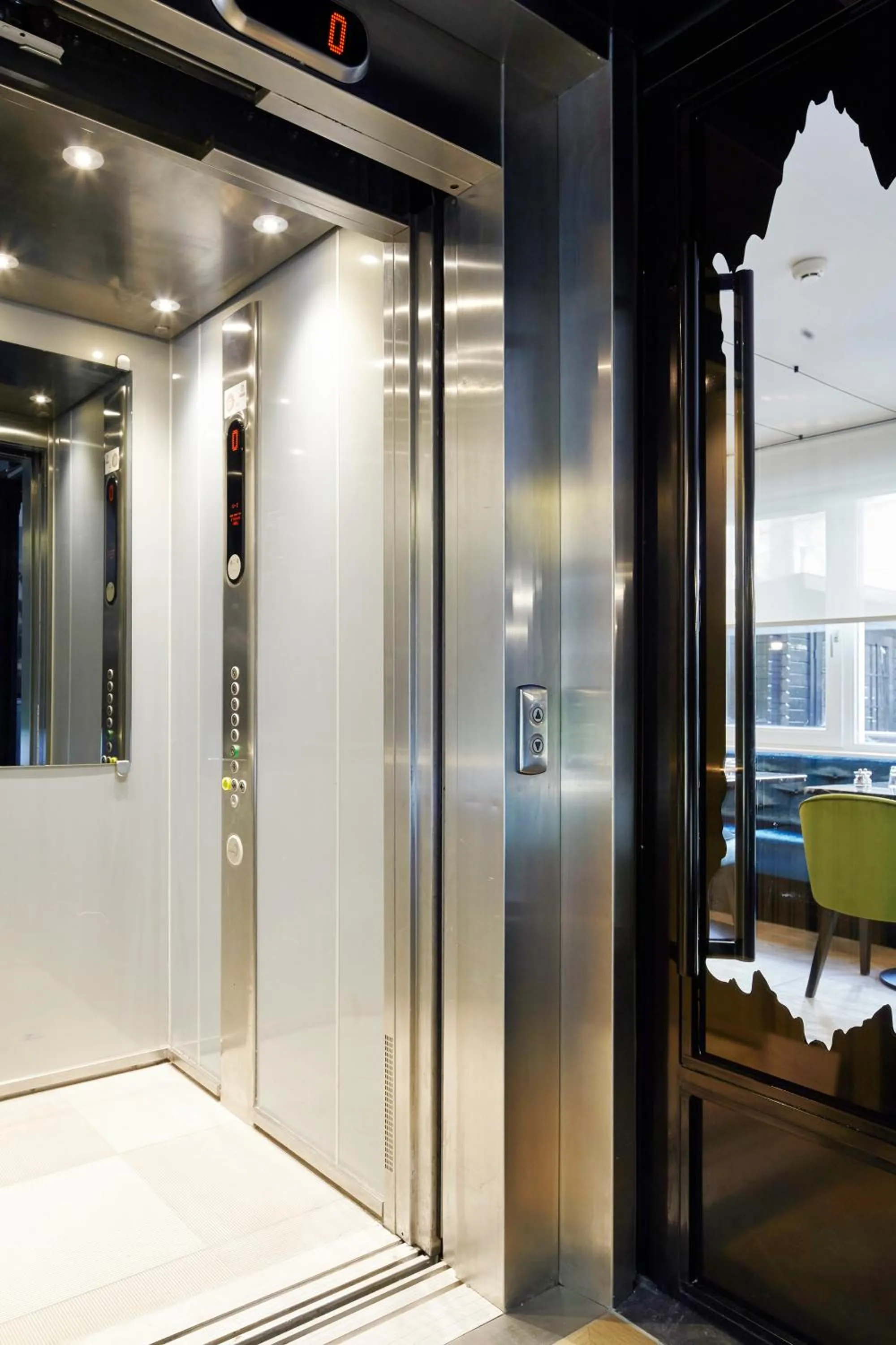 Lobby or reception in The Muse Amsterdam - Boutique Hotel