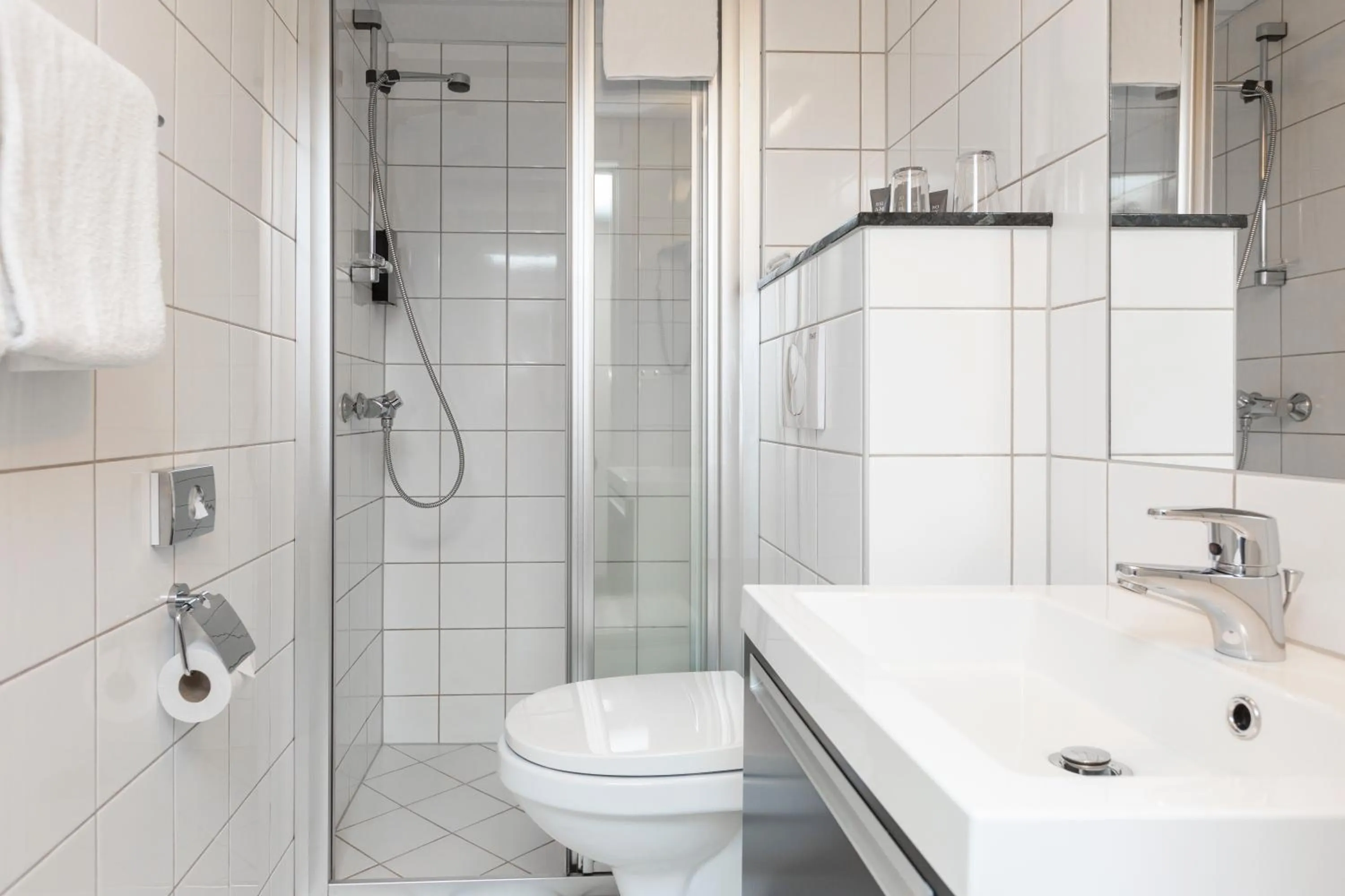 Shower in Thon Partner Hotel Backlund