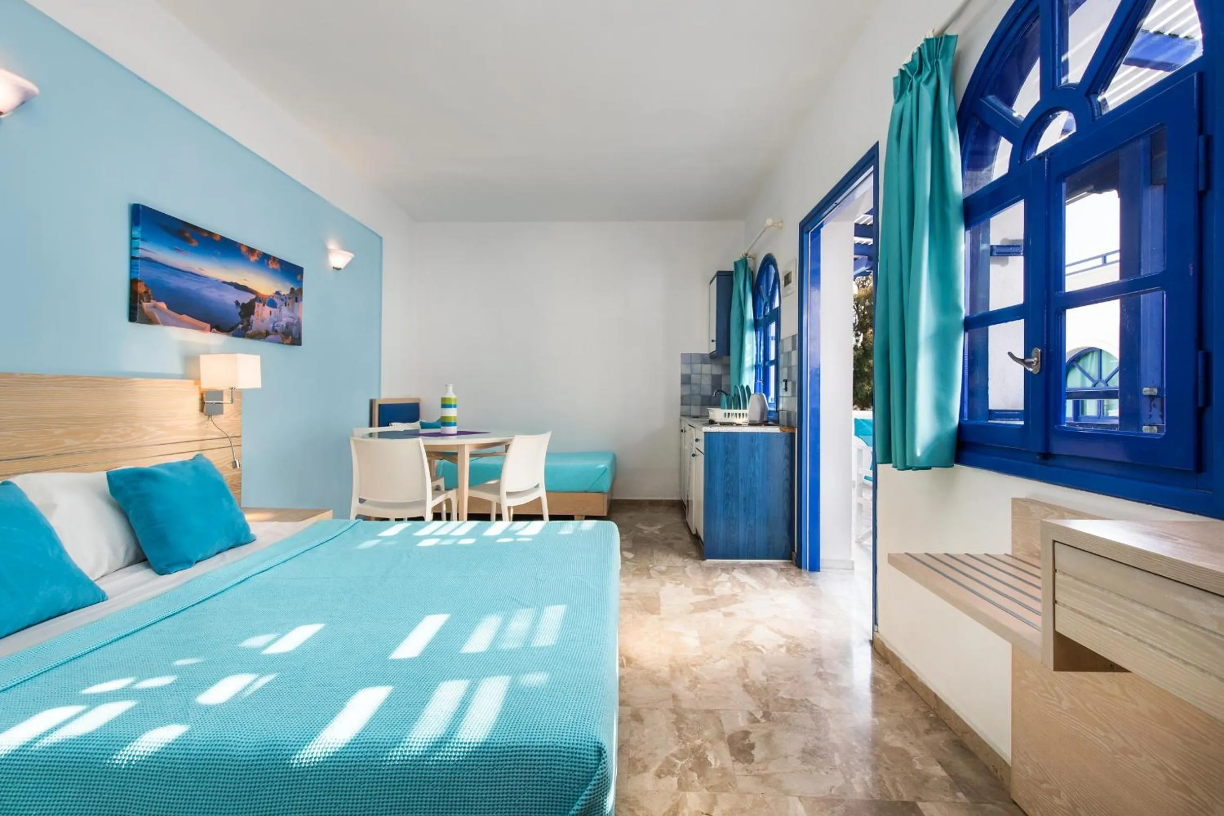 Kitchen or kitchenette, Bed in Samson΄s Village