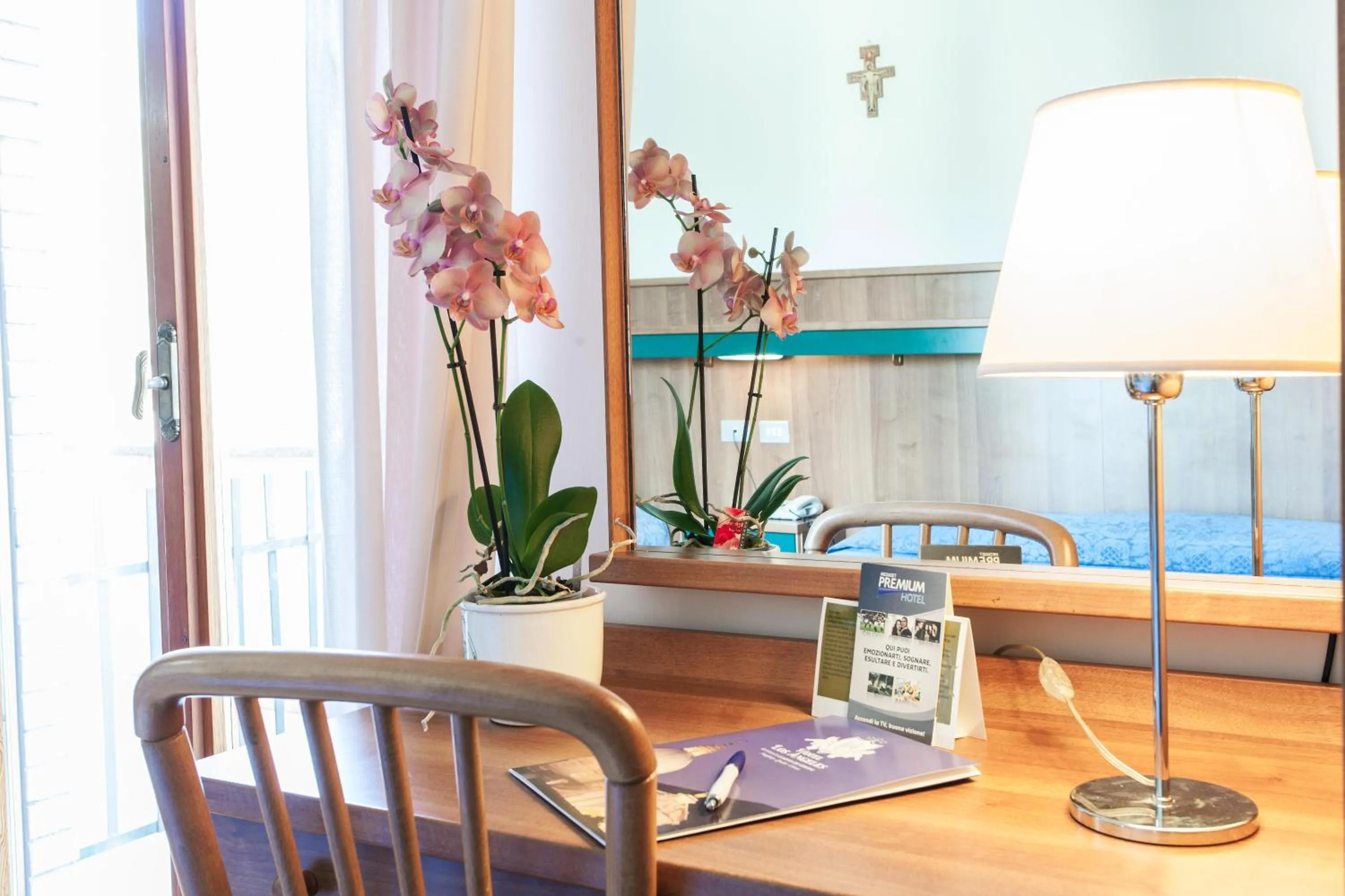 Decorative detail in Hotel Los Angeles