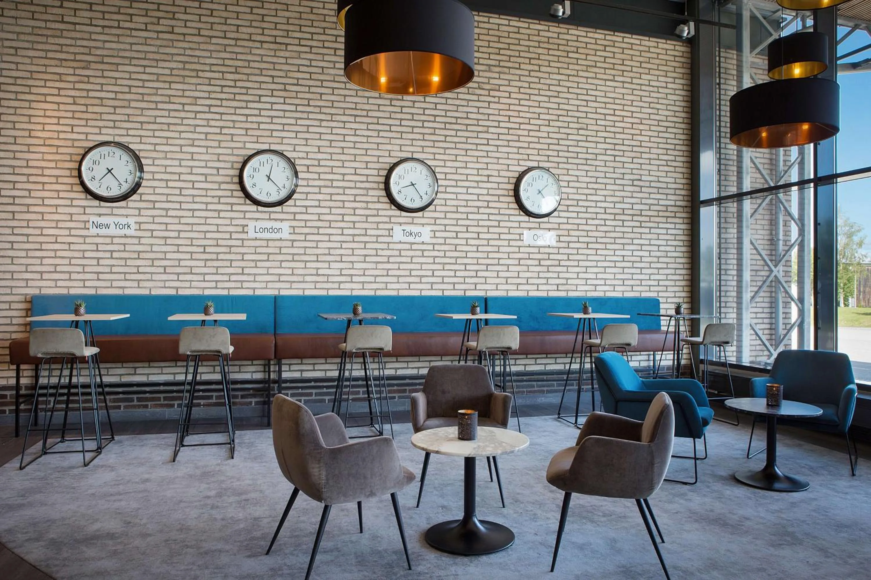 Seating area in Park Inn by Radisson Oslo Airport Hotel West