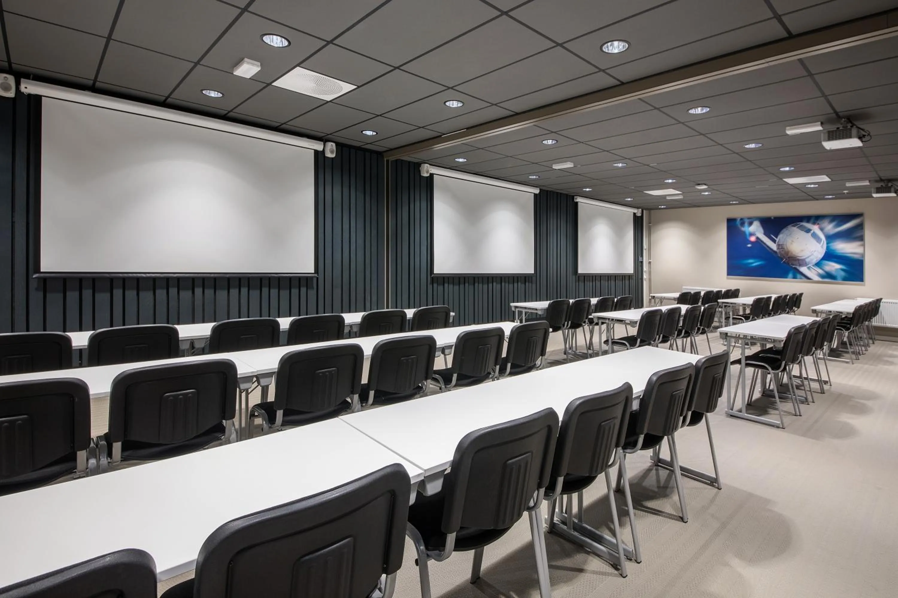 Meeting/conference room in Park Inn by Radisson Oslo Airport Hotel West