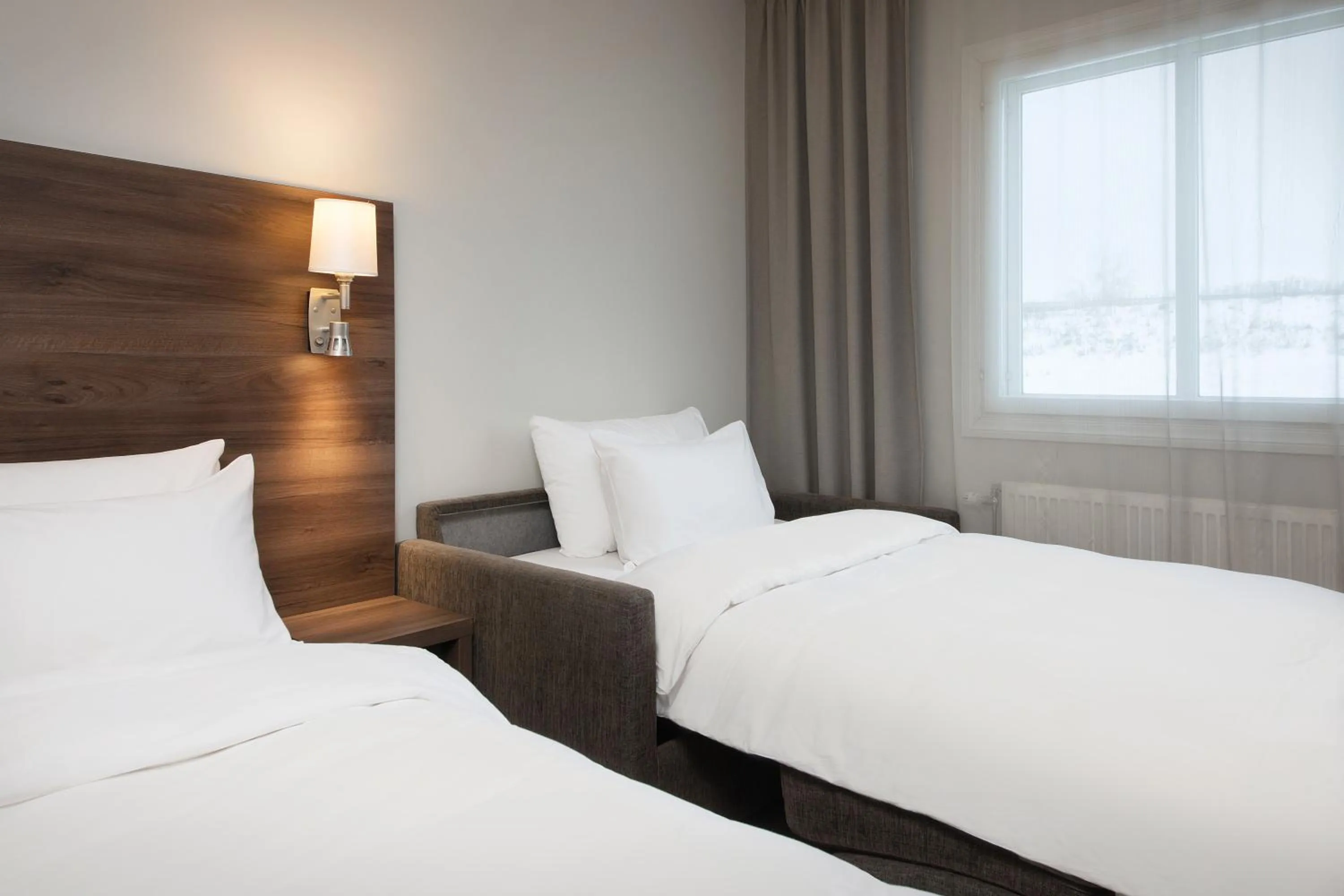 Bedroom, Bed in Park Inn by Radisson Oslo Airport Hotel West