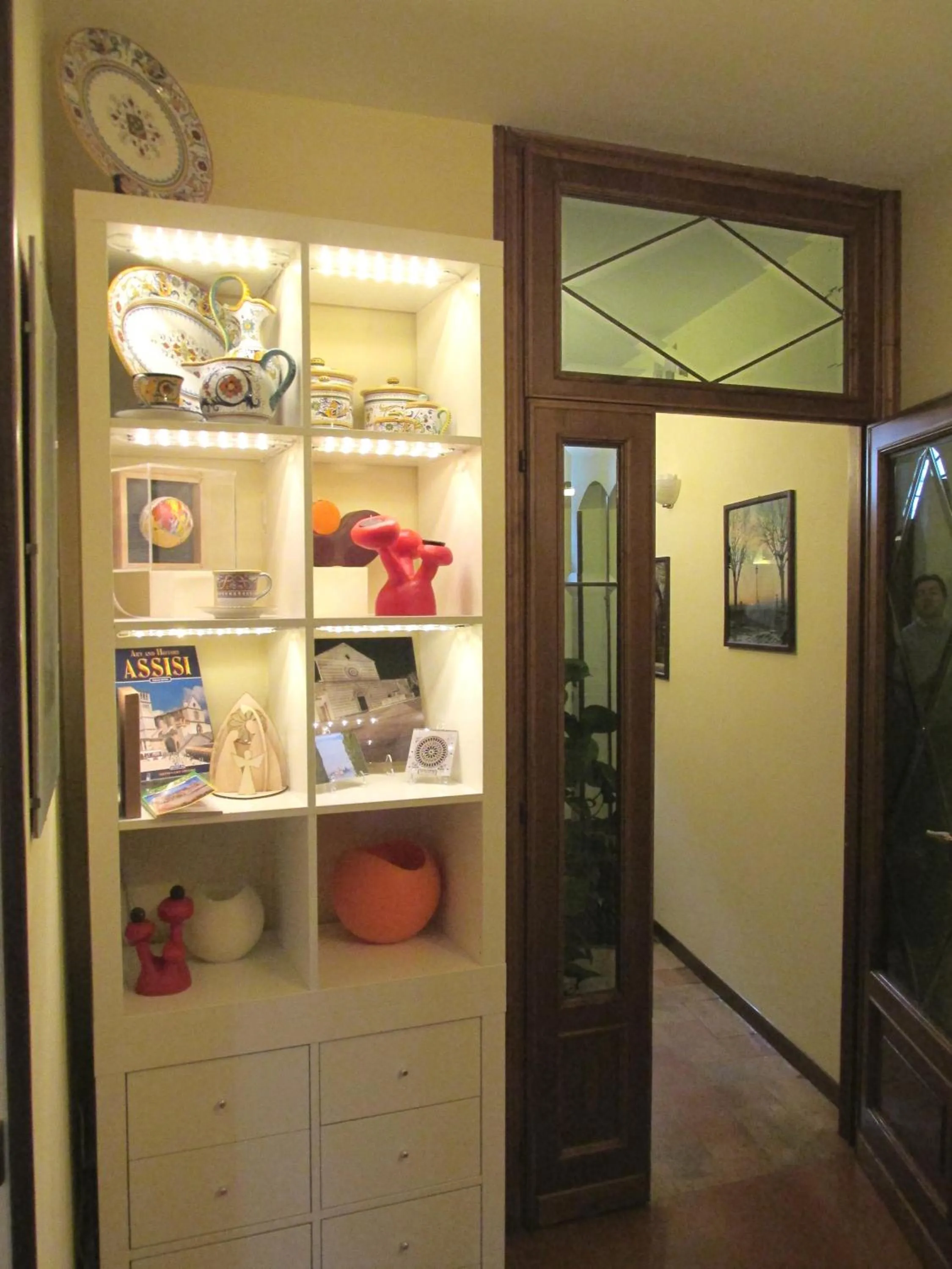 Decorative detail in Hotel Pallotta