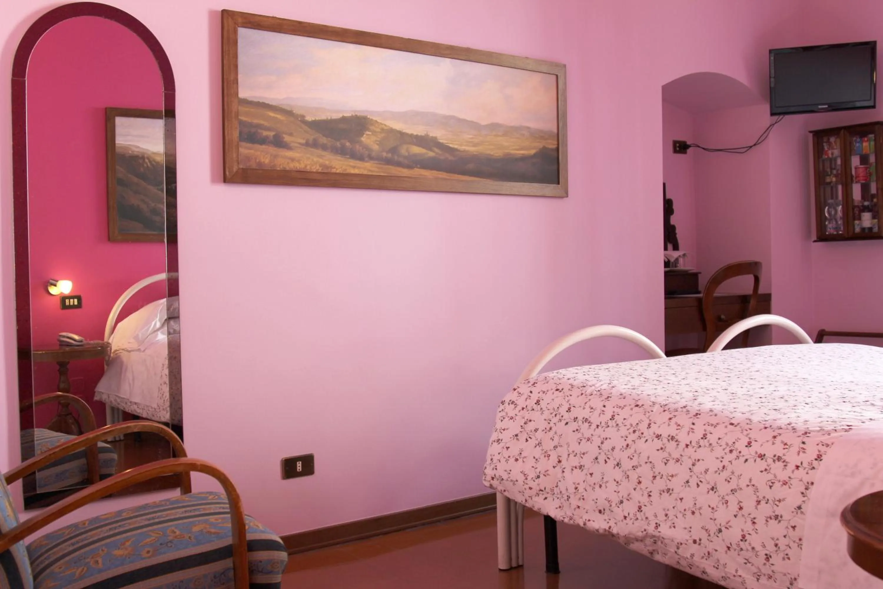 Photo of the whole room in Hotel Pallotta