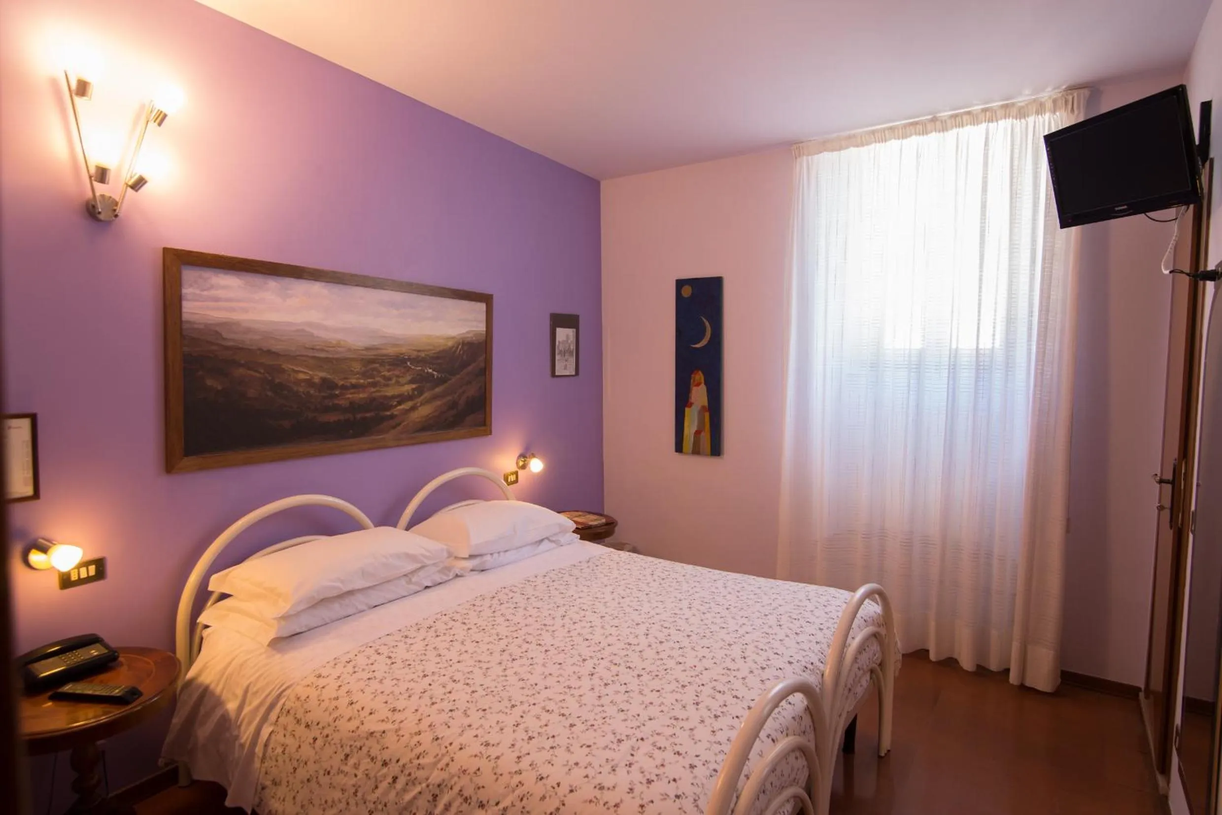 Photo of the whole room, Bed in Hotel Pallotta