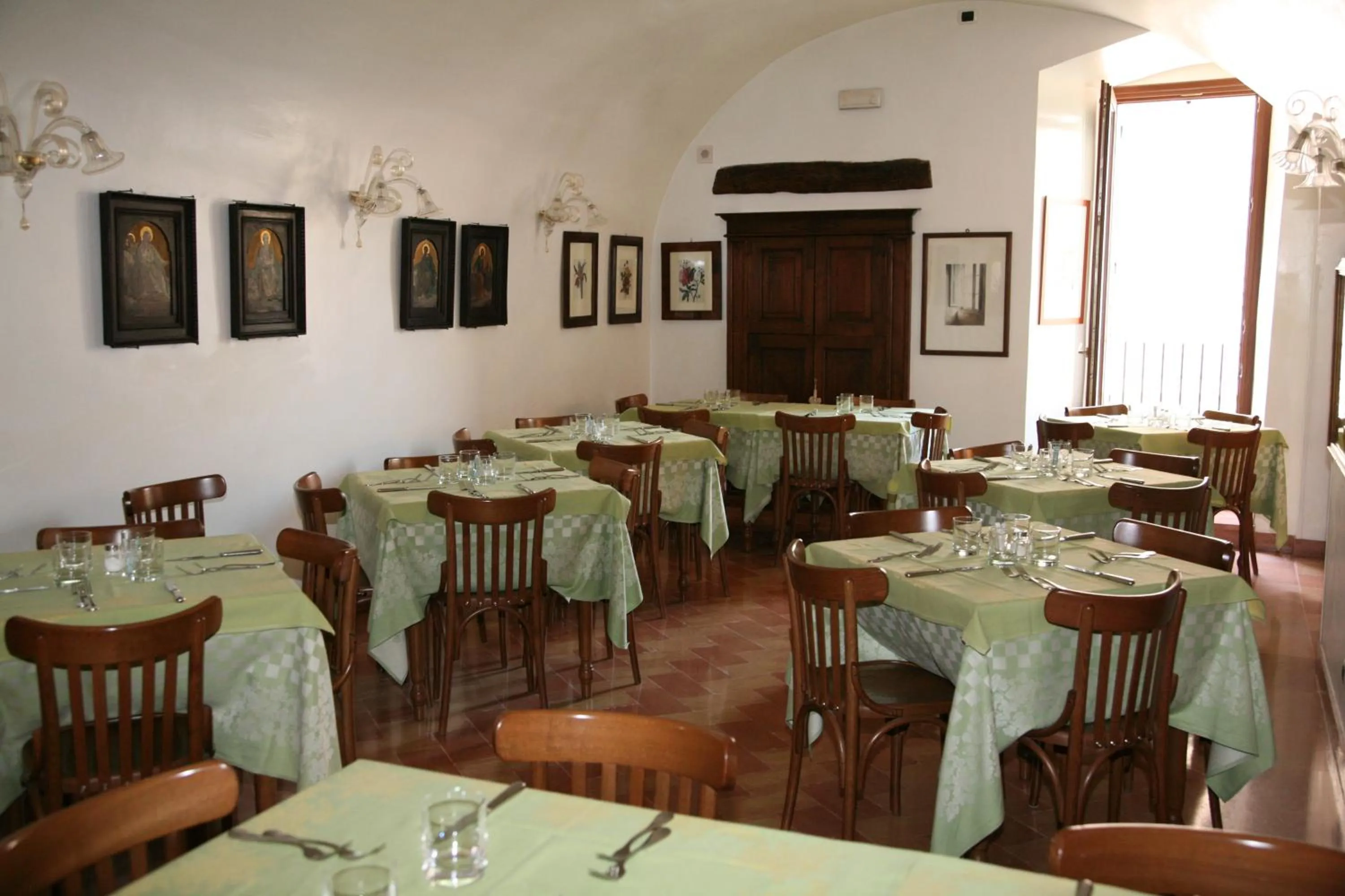 Restaurant/places to eat in Hotel Pallotta