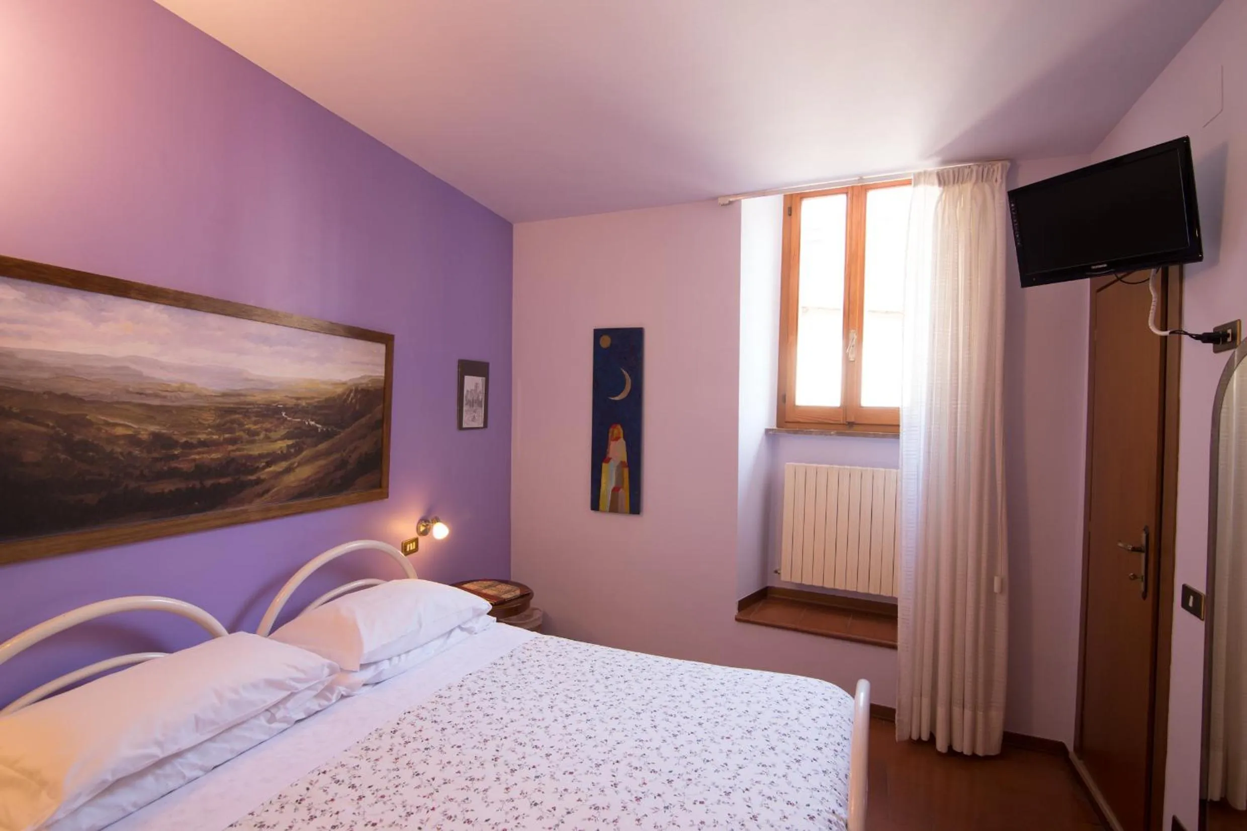 Decorative detail, Bed in Hotel Pallotta